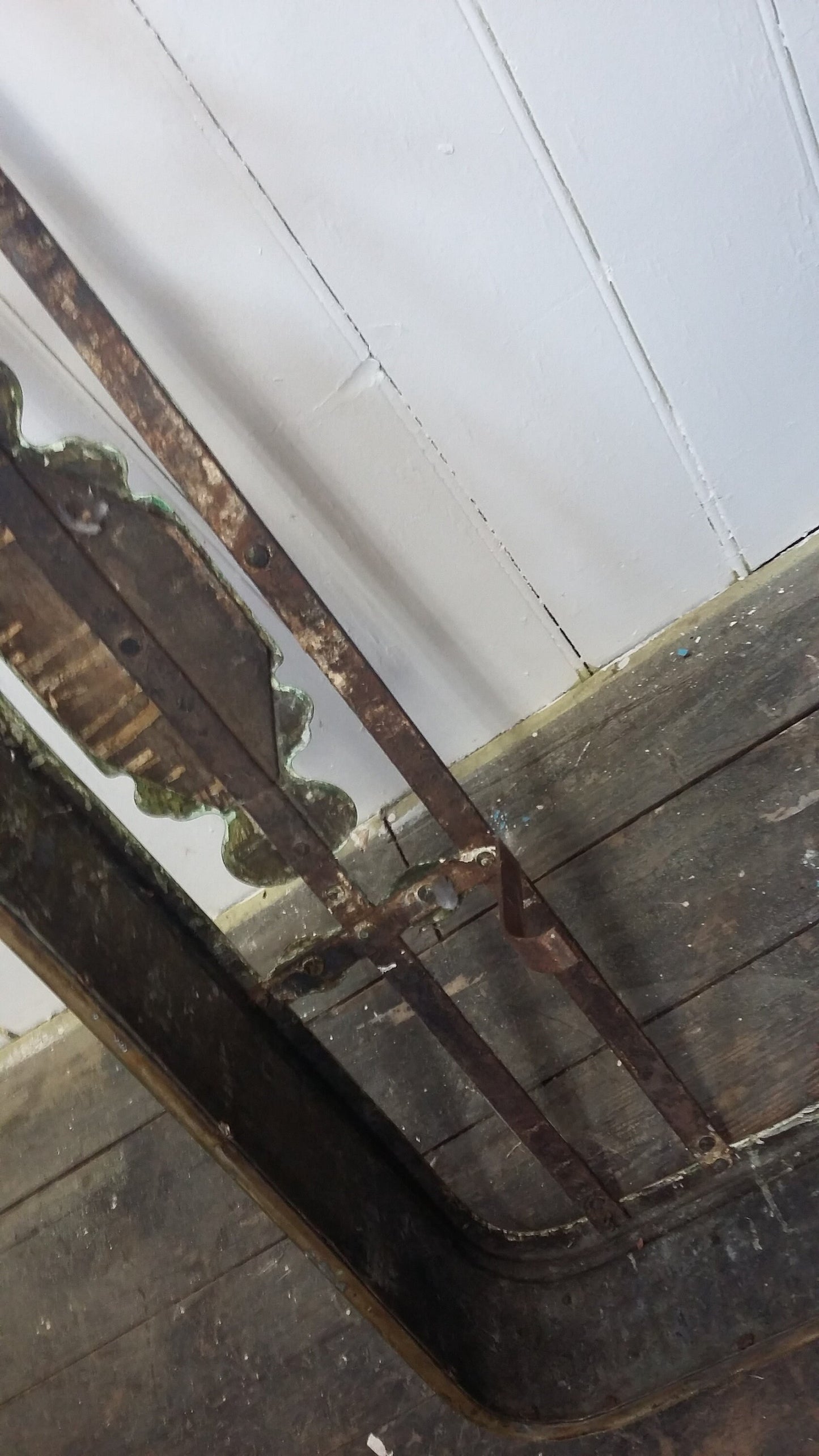 Vintage Heavy Brass Fender Fire Curb Fireplace.