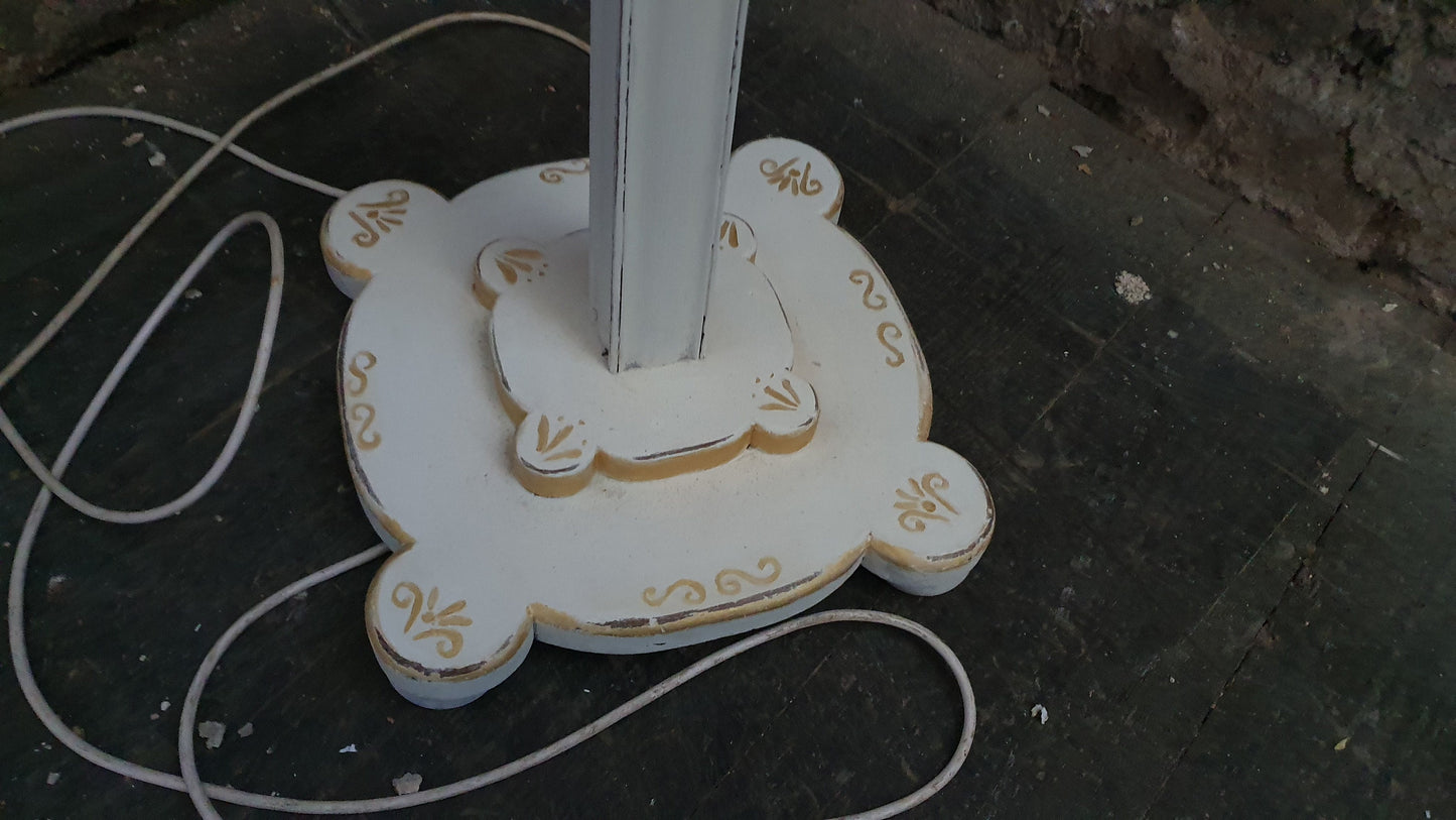 Vintage Painted Shabby Chic Standard Lamp in Annie Sloan Cream and Gold Acrylic. Working.