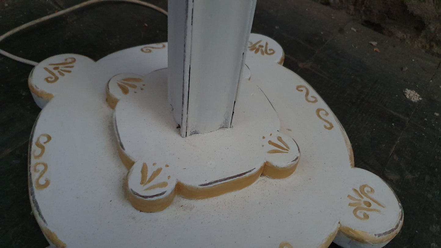 Vintage Painted Shabby Chic Standard Lamp in Annie Sloan Cream and Gold Acrylic. Working.