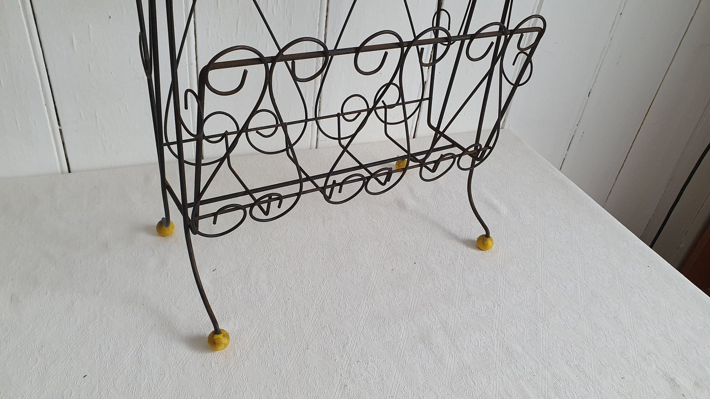 Classic Decorative 50’s Retro Large Magazine Rack (2 ft tall) Atomic Feet