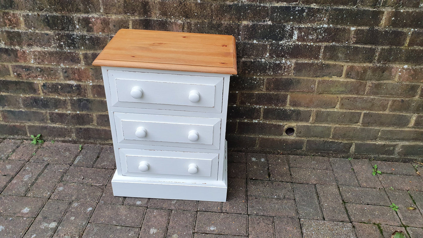80’s Hand Painted Bedside Chest of Drawers Table Solid Pine in Farrow and Ball Wimborne White and Gold Acrylic Pine Stripped Pine Top