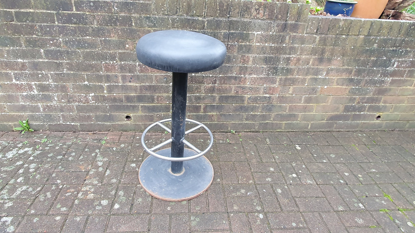 26 kg Vintage 70's Retro Bar Stool Solid Iron Chrome Leatherette Superb Quality and Style