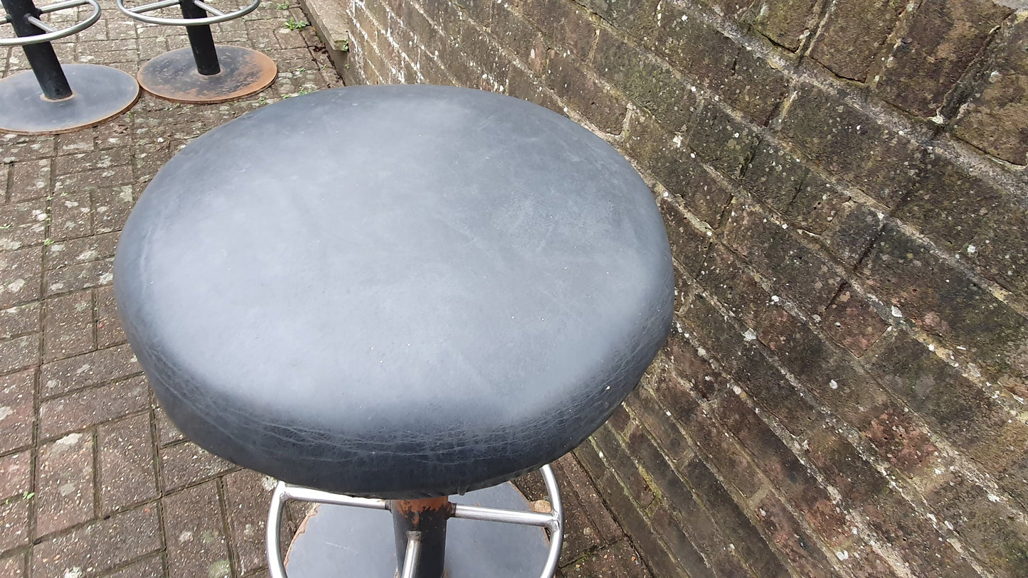 26 kg Vintage 70's Retro Bar Stool Solid Iron Chrome Leatherette Superb Quality and Style