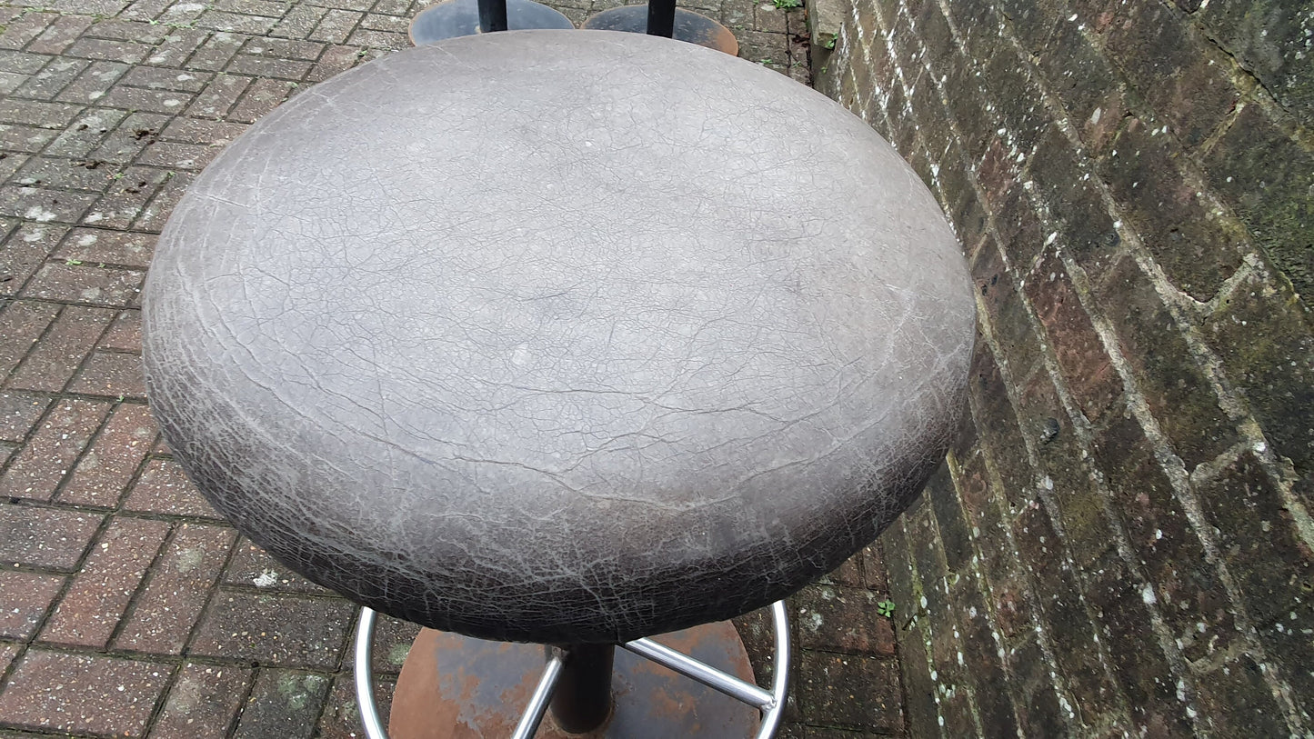 26 kg Vintage 70's Retro Bar Stool Solid Iron Chrome Leatherette Superb Quality and Style