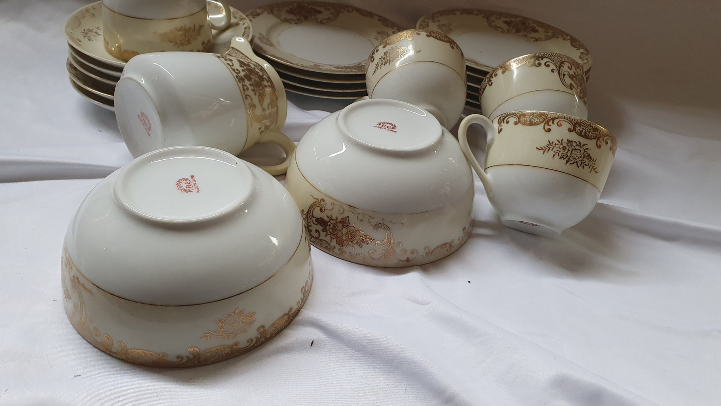 Large Collection of Vintage Tea ware Tea Set Service Wedding China Hire White Gold Chintz Pink Flowers Blue and White