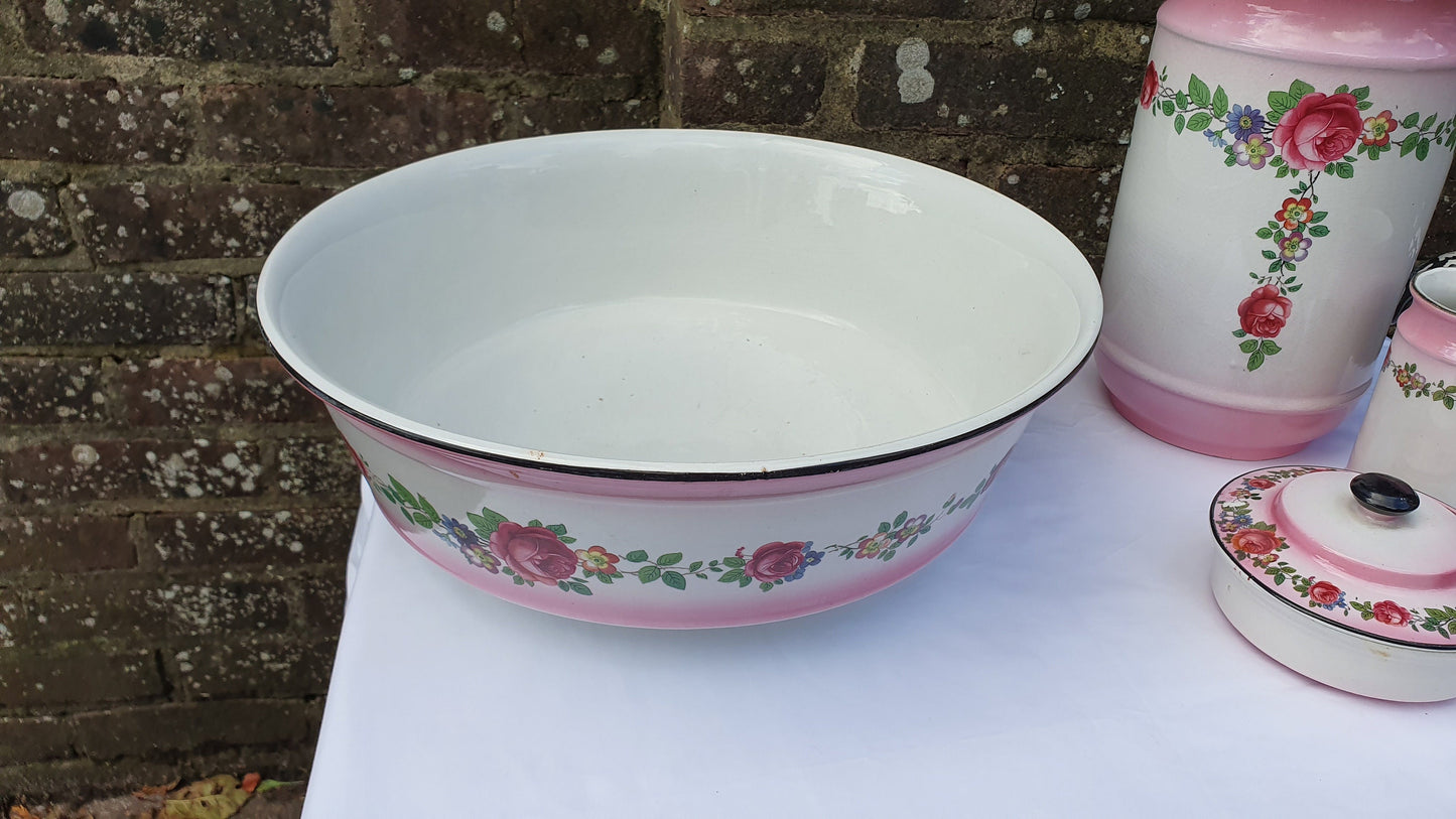 Fantastic Vintage Jug and Bowl Set Pink With Roses.
