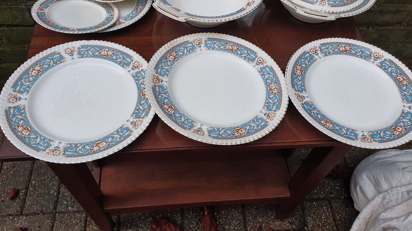 Vintage Part Dinner Service Johnson Brothers ‘Old English’