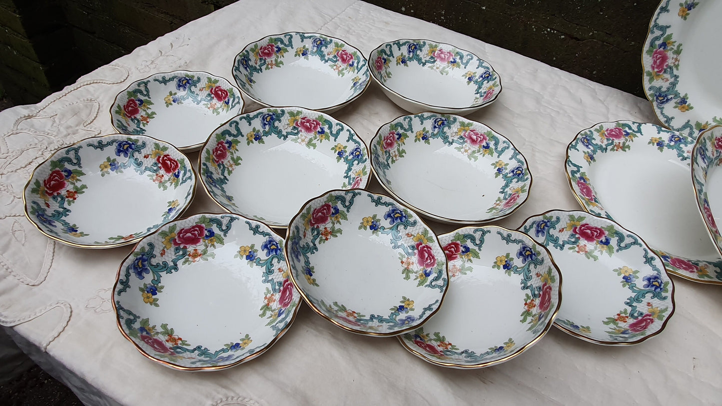 Quality Royal Doulton Floradora Dinner and Tea Service Booths 1981.