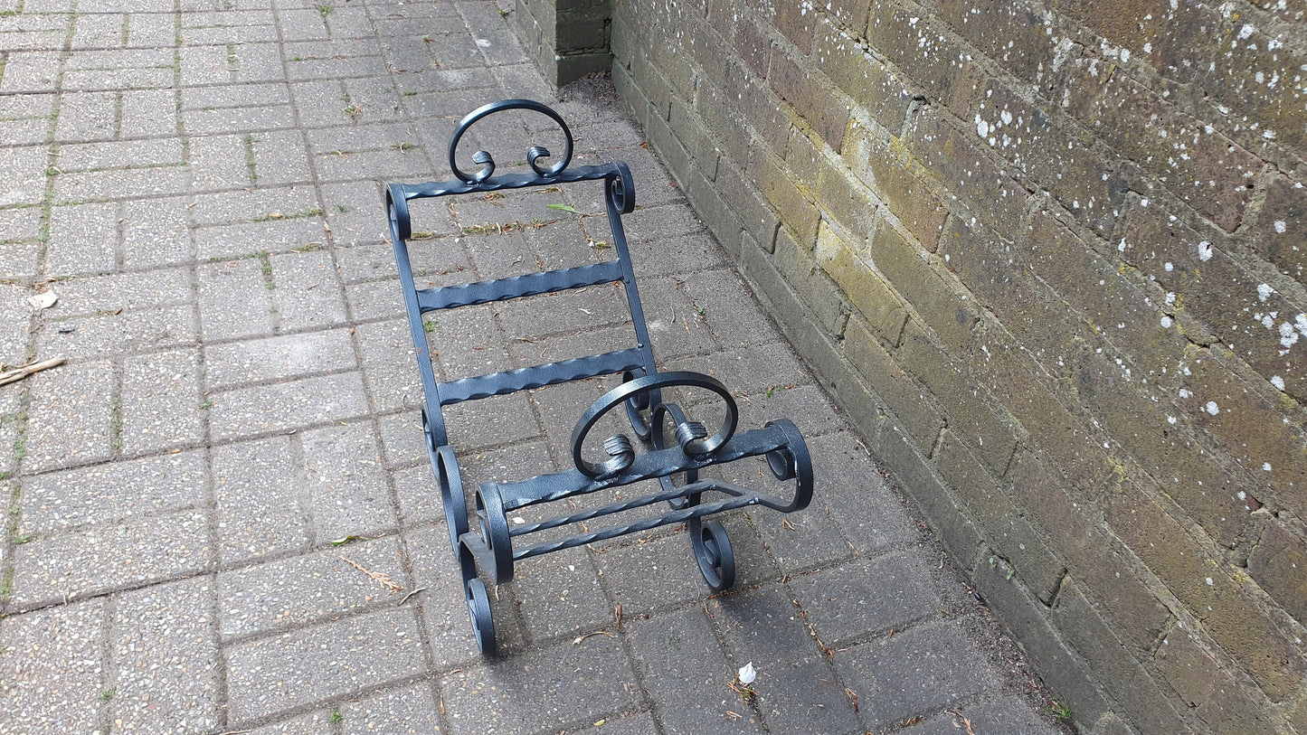 Vintage Welded Metal Heavy Iron Fish Motif Magazine Rack Weinberg Style Black