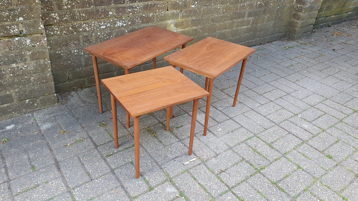 Nest of 3 Three Retro Coffee Tables Side Bedside Plant Stand.