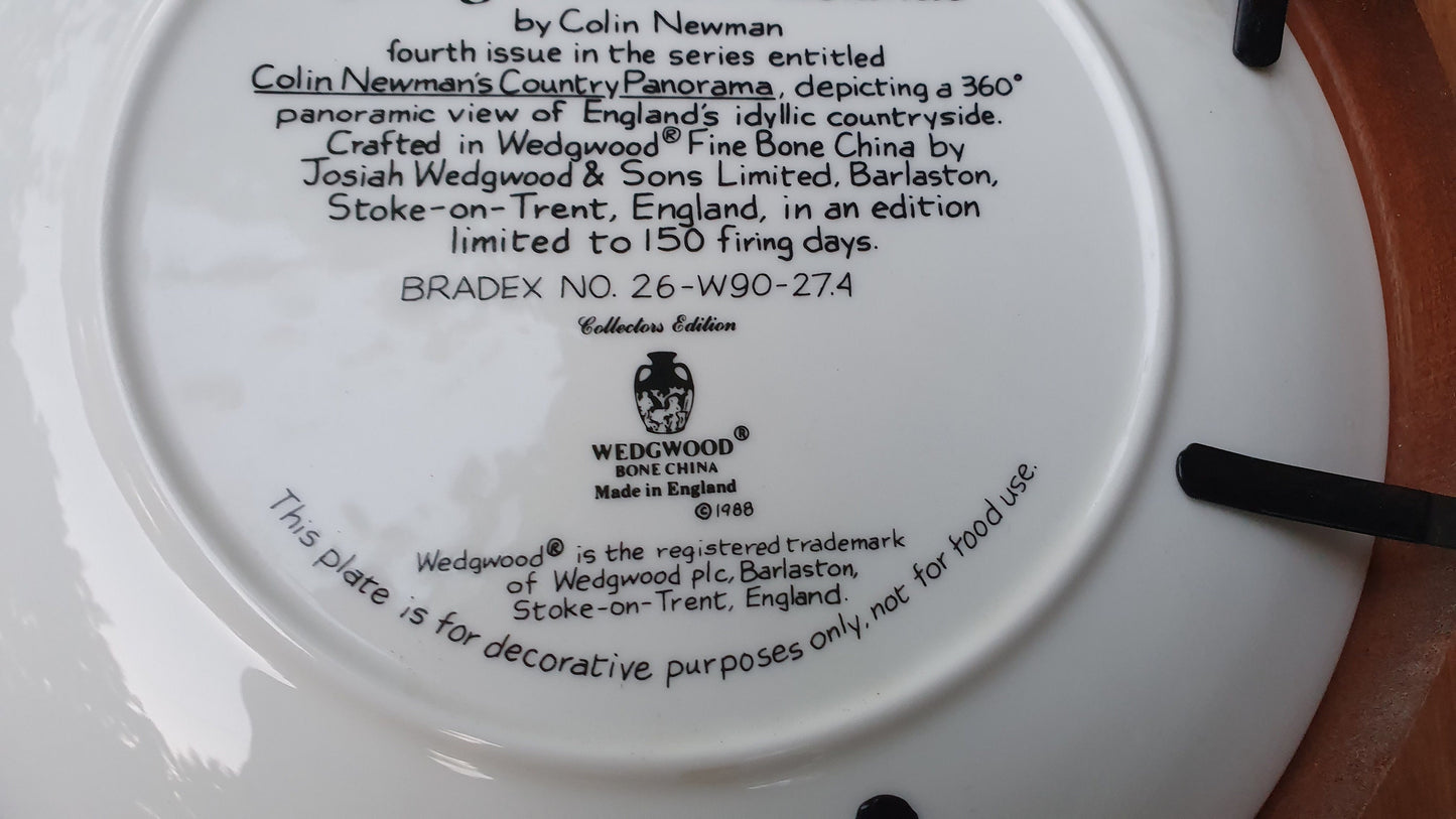 1987 Set of 4 Wedgwood Bone China ‘Colin Newman’s Country Panorama Decorative Plates in Van Hygan Smythe Wooden Frames English Landscape