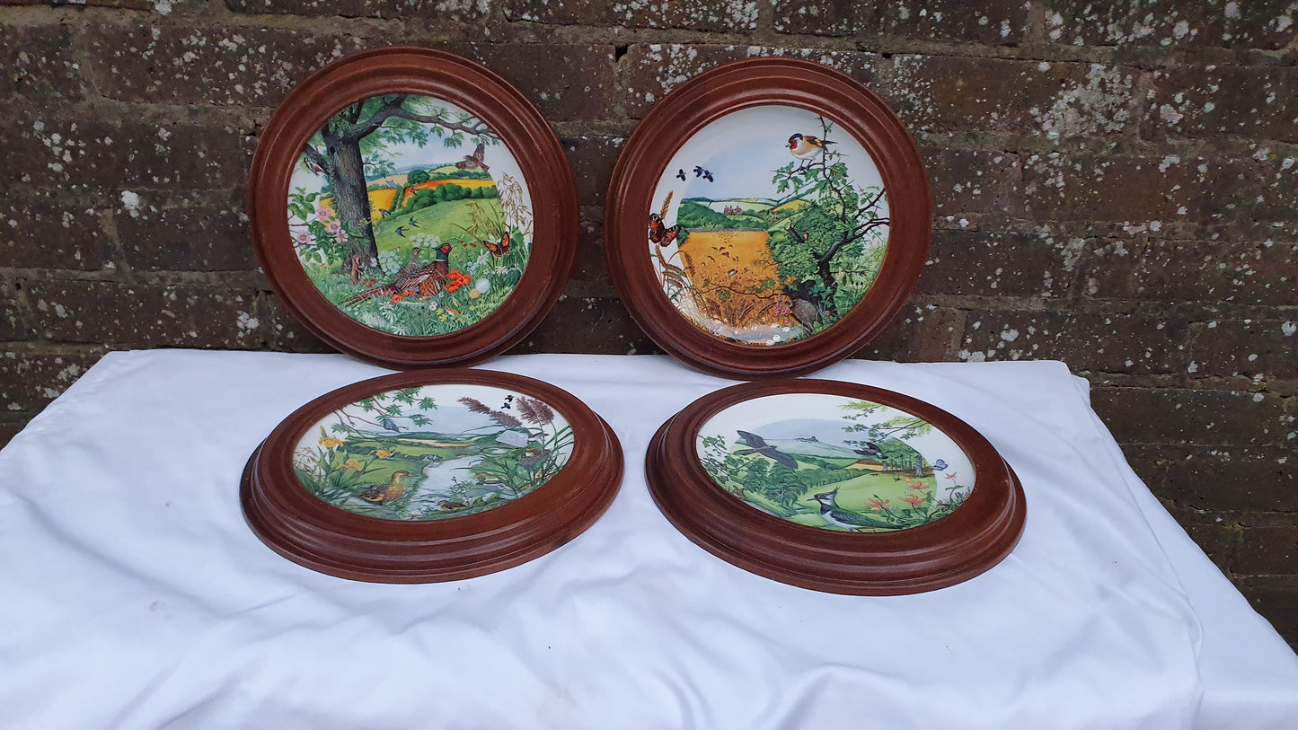 1987 Set of 4 Wedgwood Bone China ‘Colin Newman’s Country Panorama Decorative Plates in Van Hygan Smythe Wooden Frames English Landscape