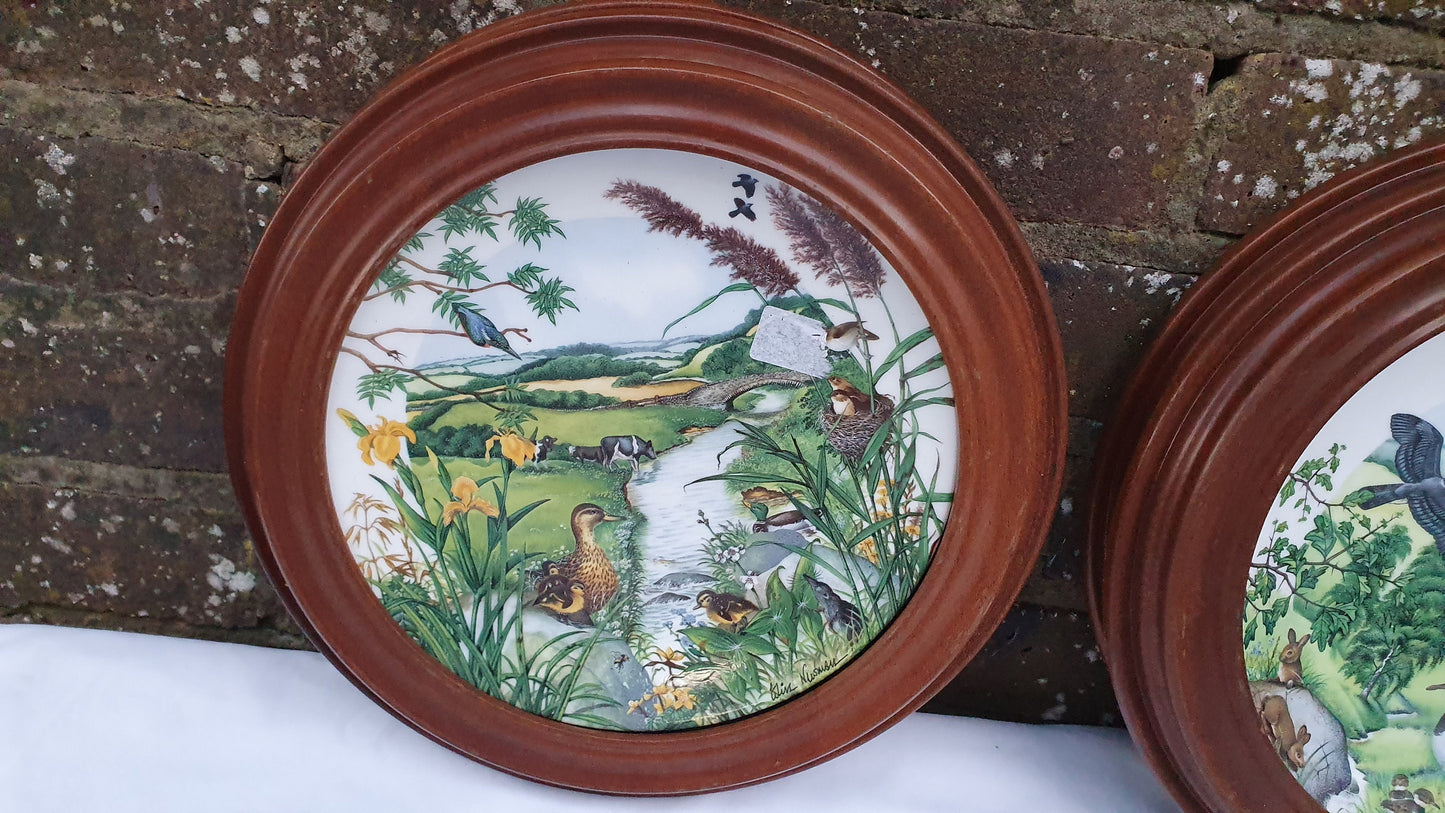 1987 Set of 4 Wedgwood Bone China ‘Colin Newman’s Country Panorama Decorative Plates in Van Hygan Smythe Wooden Frames English Landscape