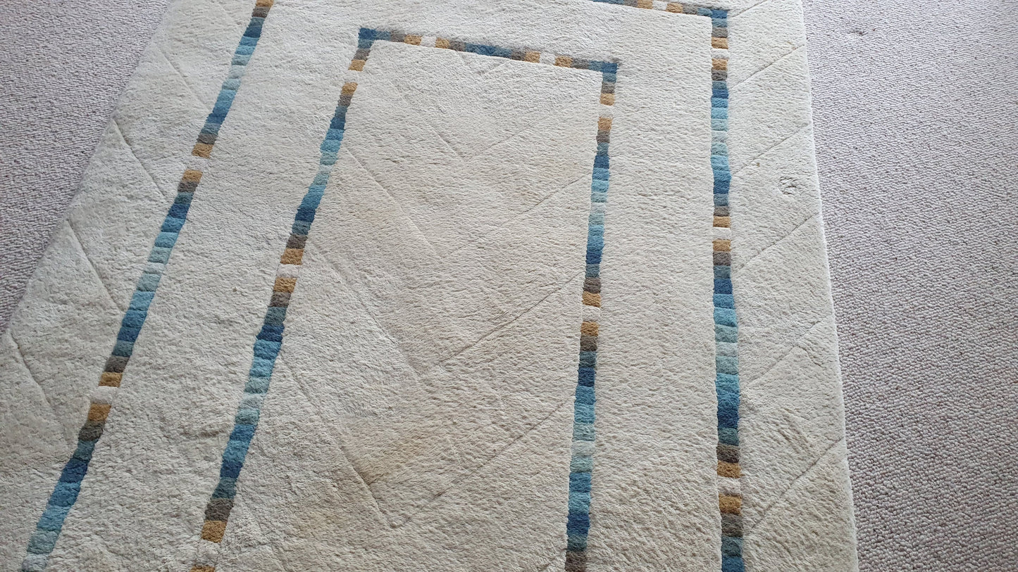 Large Thick Wool Heavy Quality Cream Decorated Rug ‘Imperial Jewel’