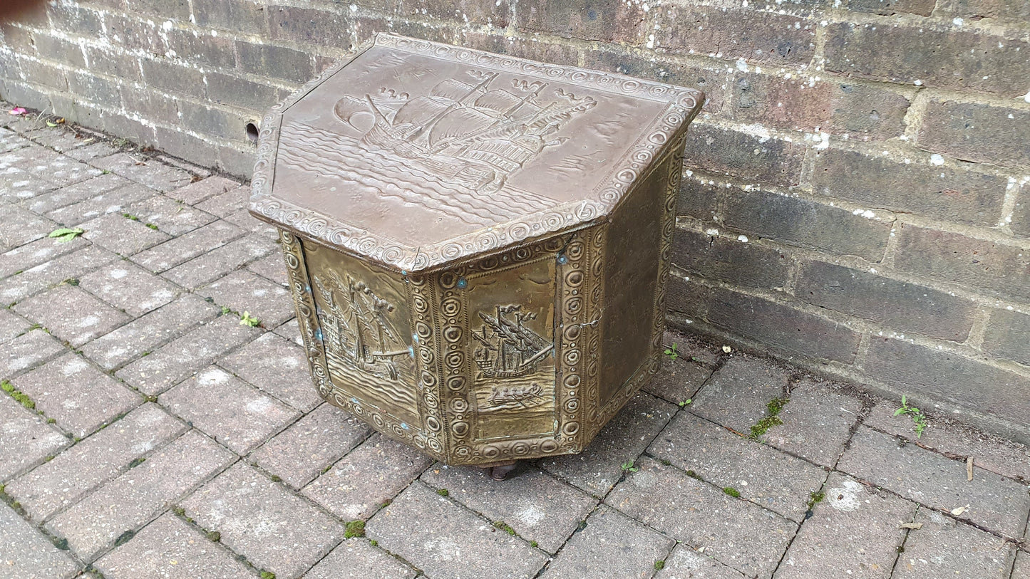 Large Galleon Vintage Brass Log Box Kindling
