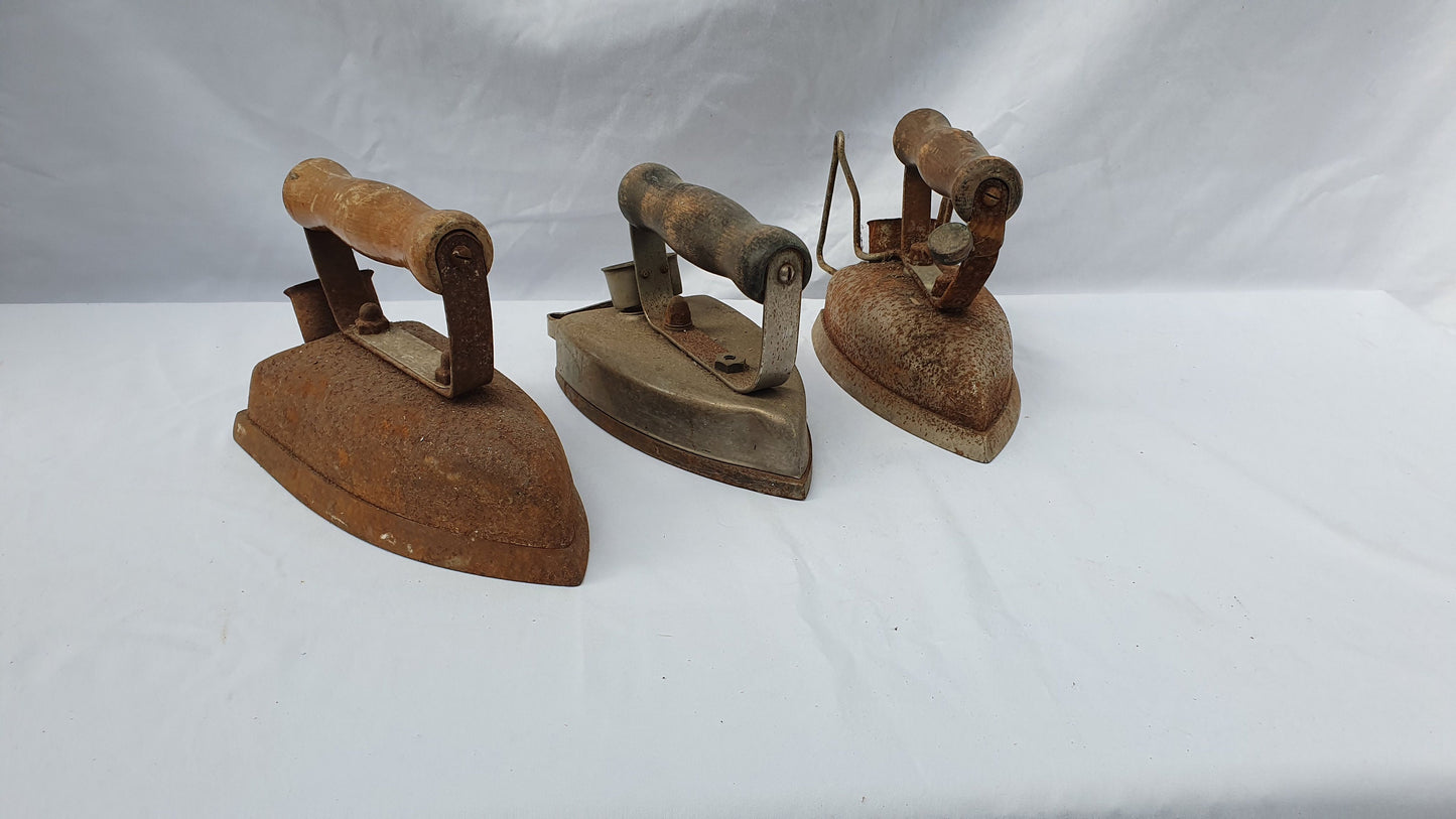 3 Vintage Electric Irons Heavy Metal Housekeeping Stage TV Drame Props Shop Display