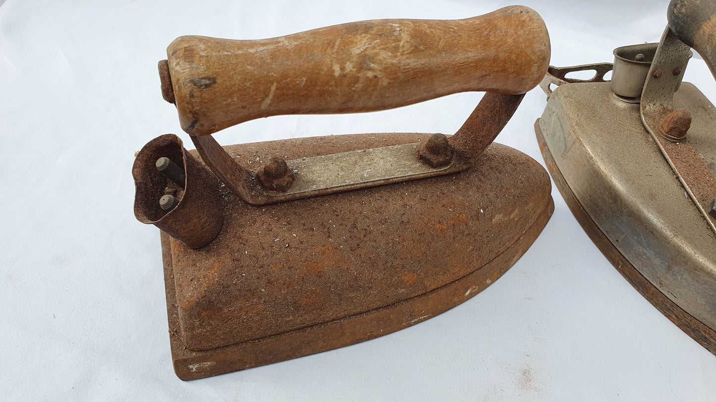 3 Vintage Electric Irons Heavy Metal Housekeeping Stage TV Drame Props Shop Display