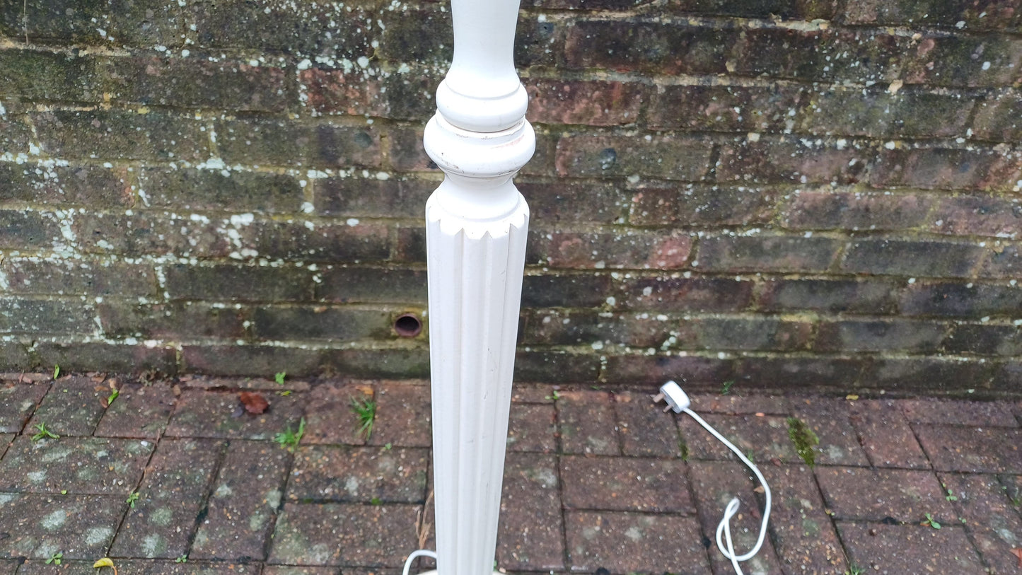 Vintage Painted Solid Beech Turned and Fluted Standard Lamp Working