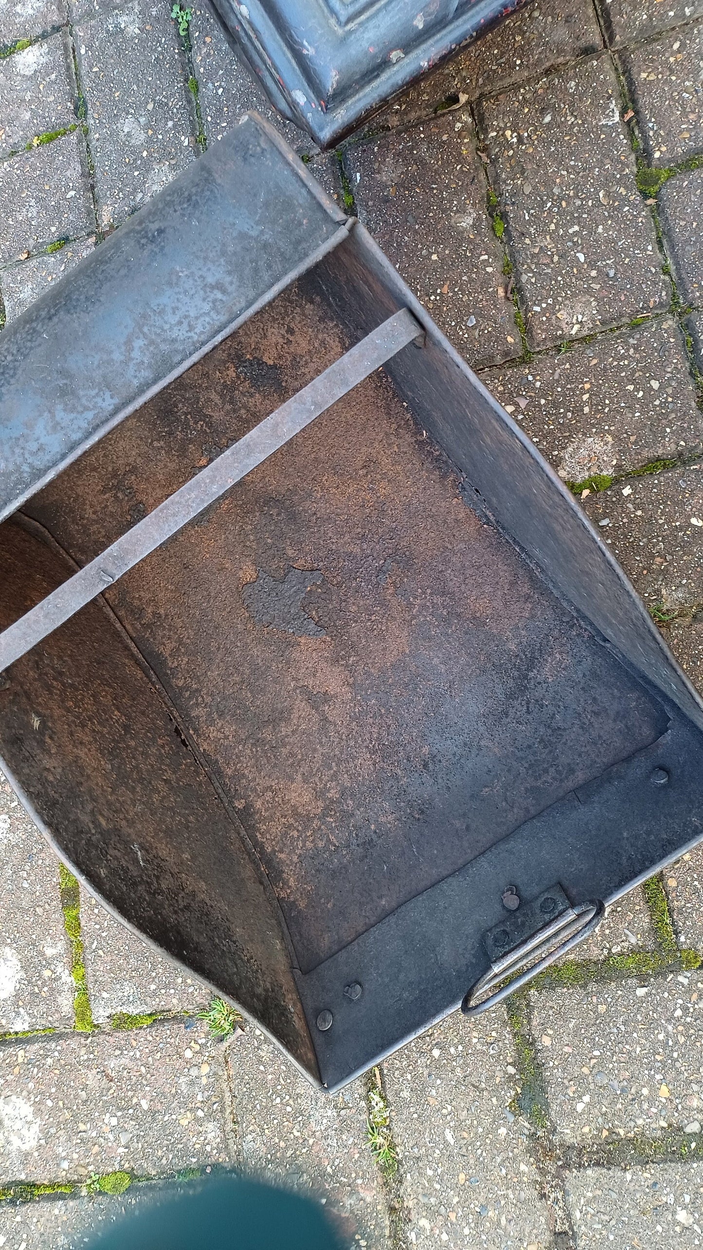 Stunning Painted Black Late Victorian Central European Coal Scuttle Dog Motif with Shovel