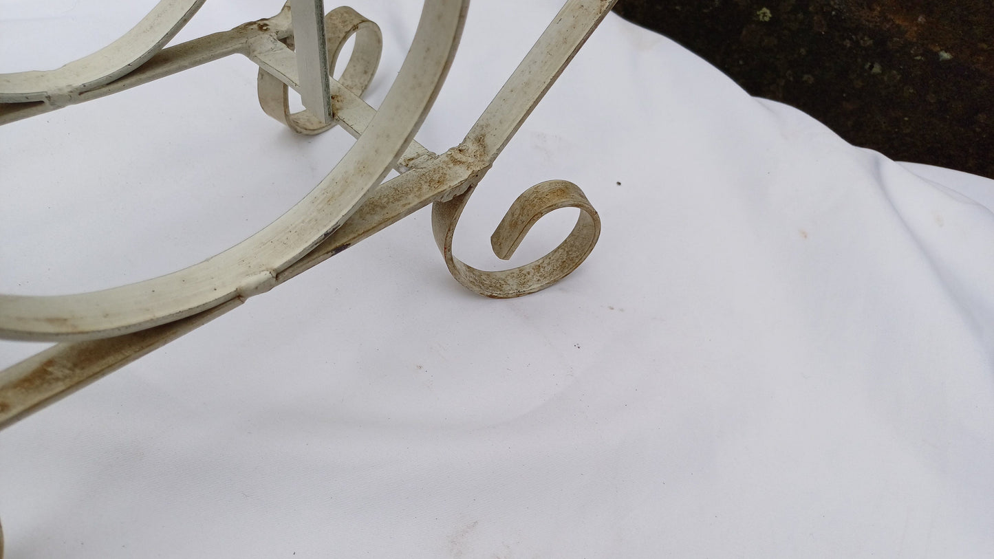 Delightful Vintage Magazine Newspaper Rack - Retro Mid Century - curls and heart shaped?