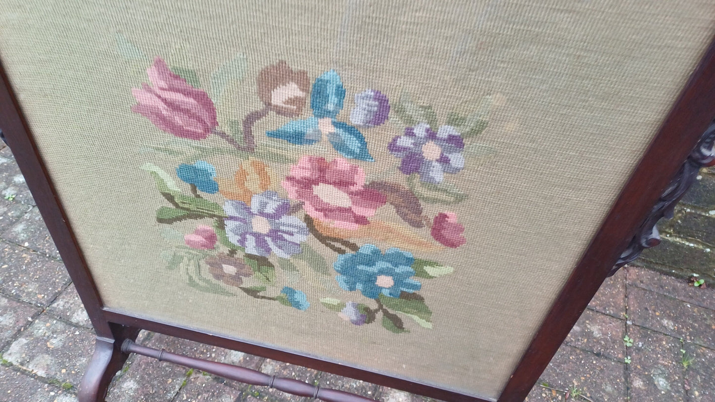Superb Vintage Mahogany Victorian Tapestry Glazed Fire Screen Ball and Claw Feet