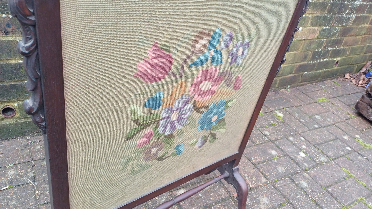 Superb Vintage Mahogany Victorian Tapestry Glazed Fire Screen Ball and Claw Feet