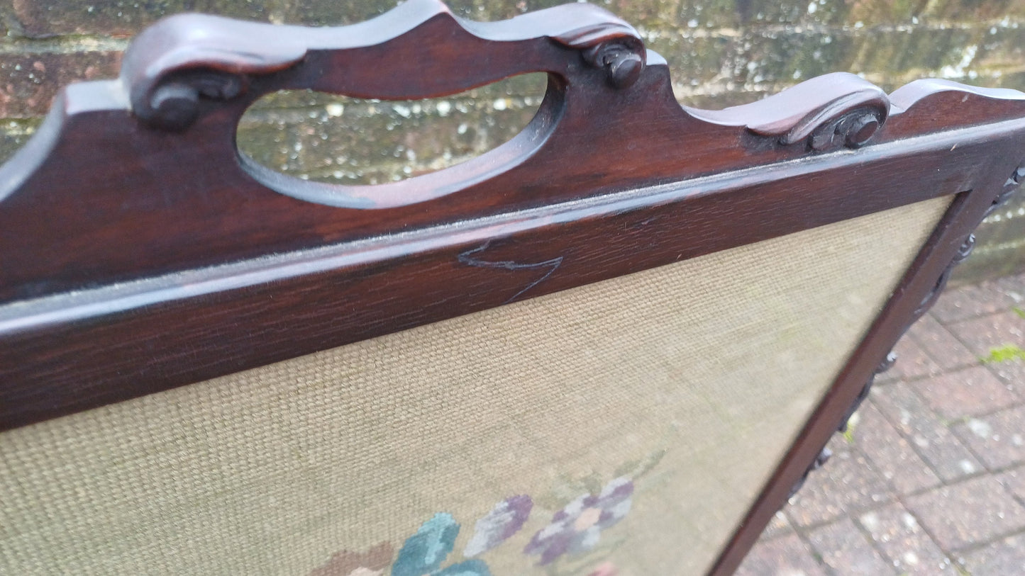 Superb Vintage Mahogany Victorian Tapestry Glazed Fire Screen Ball and Claw Feet