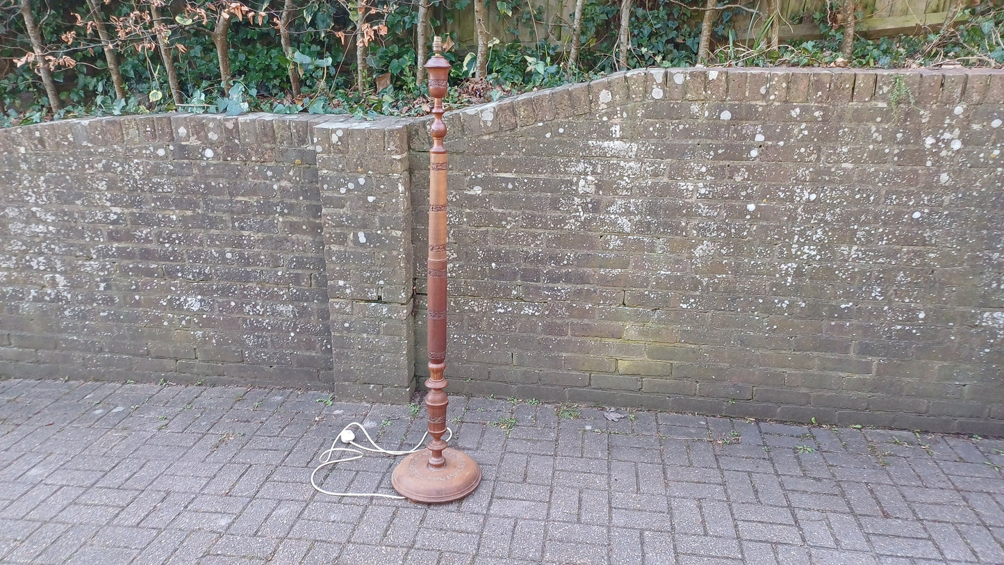 Vintage Carved Oriental Style Hardwood Standard Lamp Working.