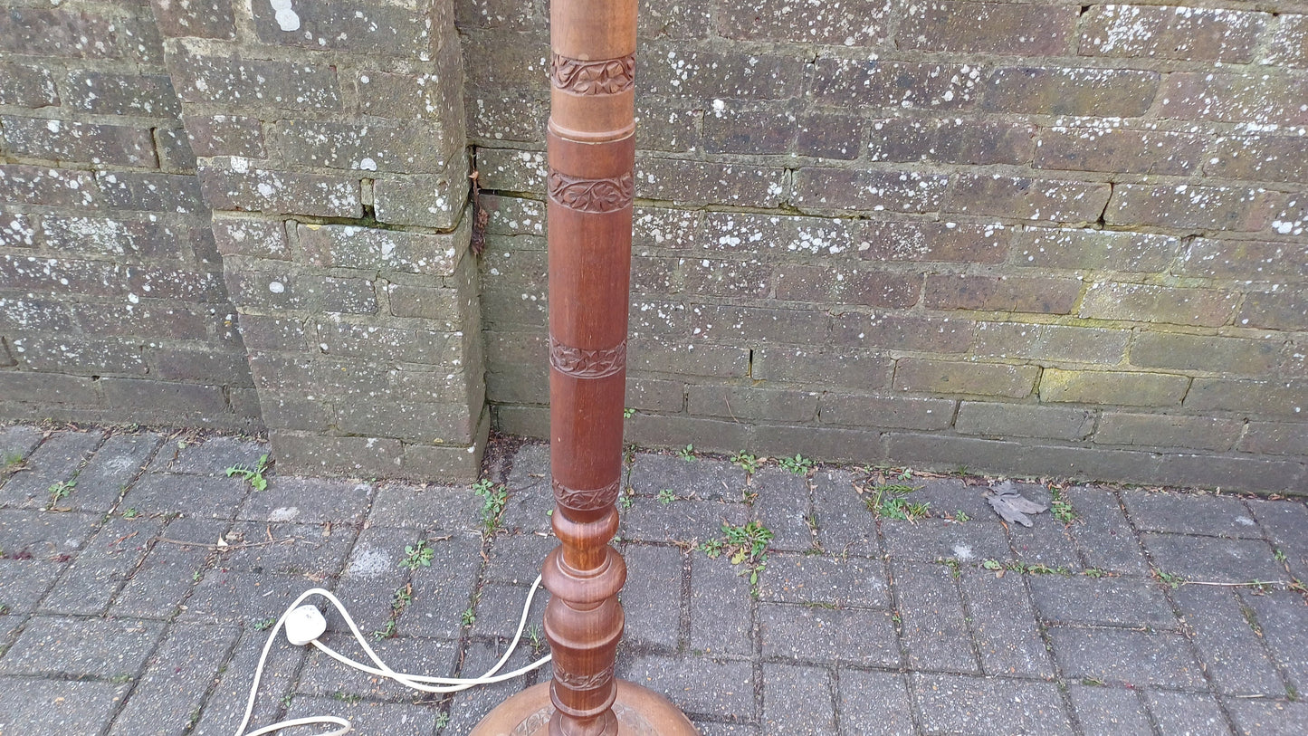 Vintage Carved Oriental Style Hardwood Standard Lamp Working.