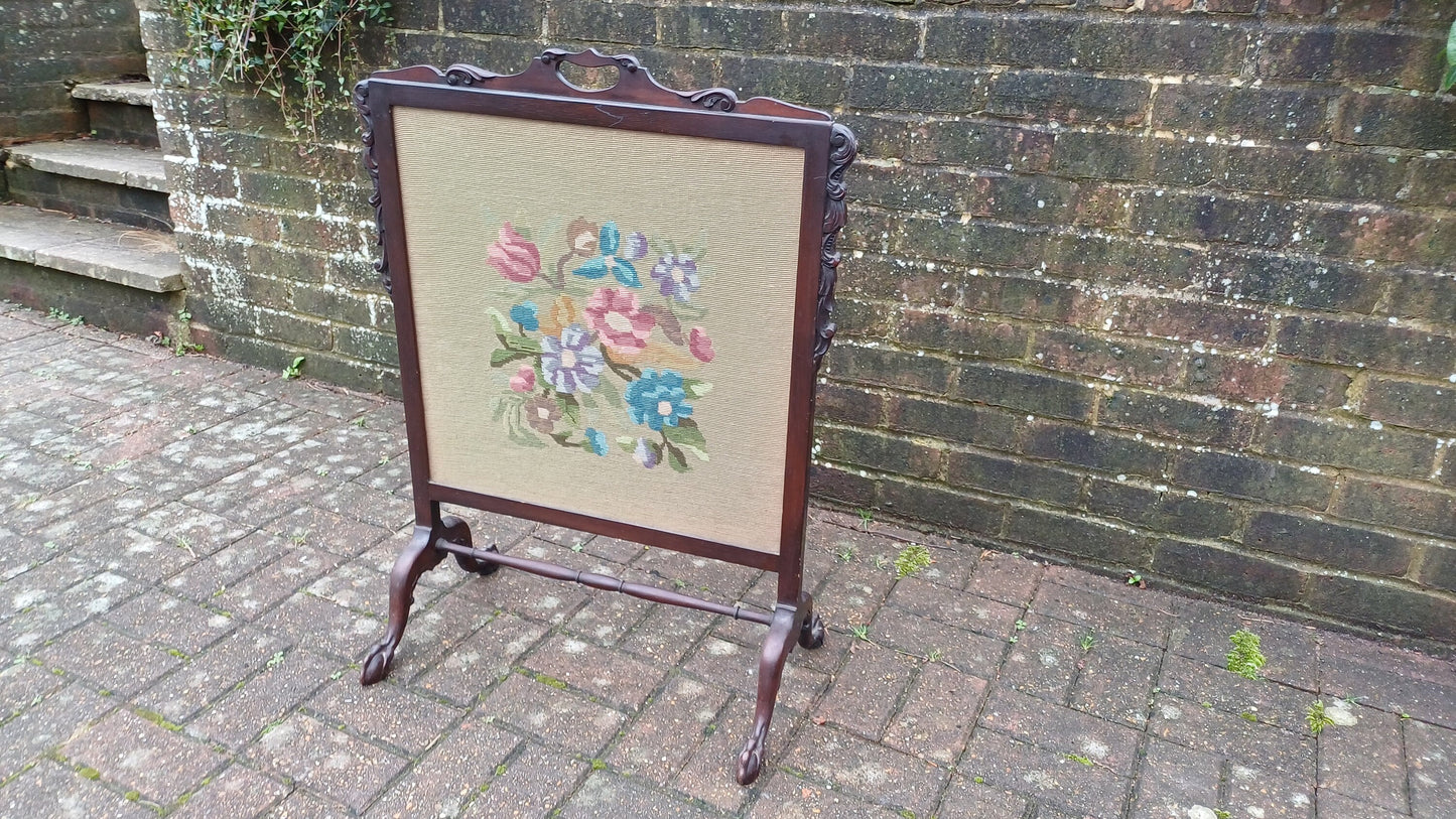 Superb Vintage Mahogany Victorian Tapestry Glazed Fire Screen Ball and Claw Feet