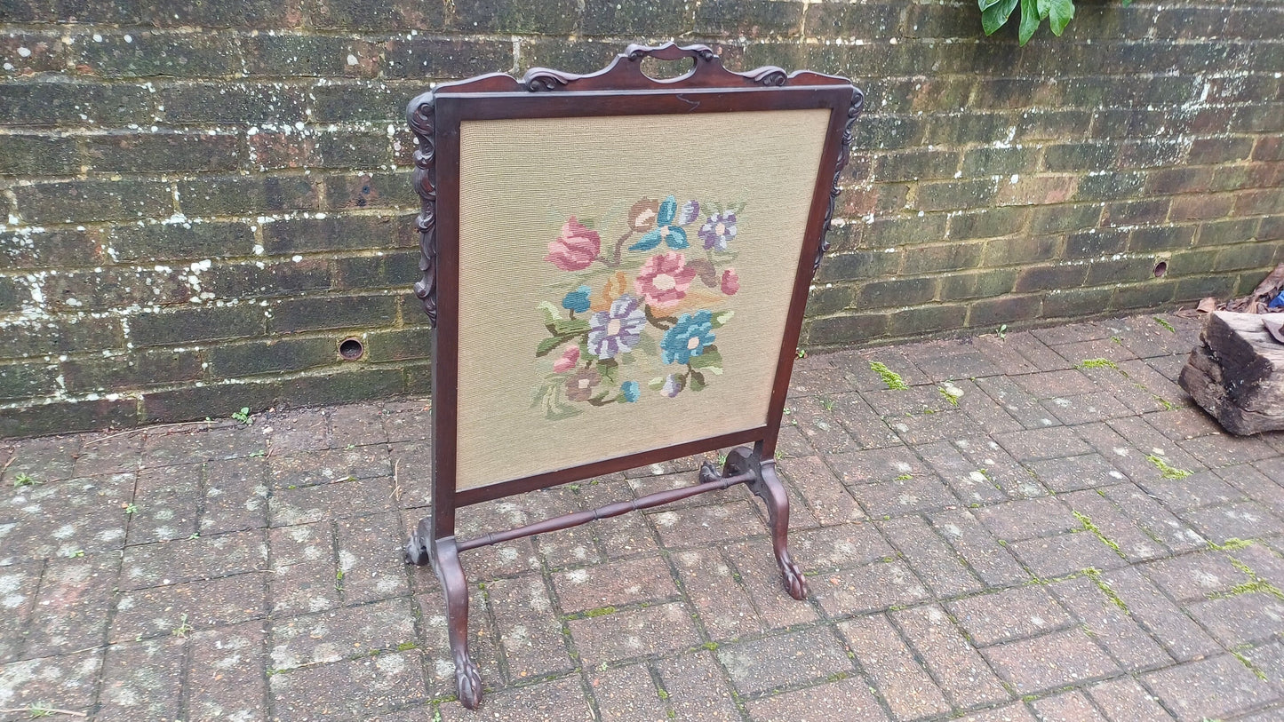 Superb Vintage Mahogany Victorian Tapestry Glazed Fire Screen Ball and Claw Feet