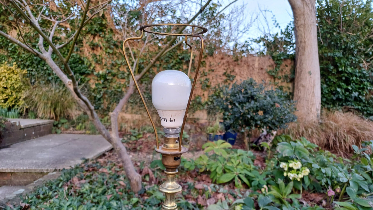 Impressive Top Quality Brass Victorian Standard Lamp. Very Heavy.
