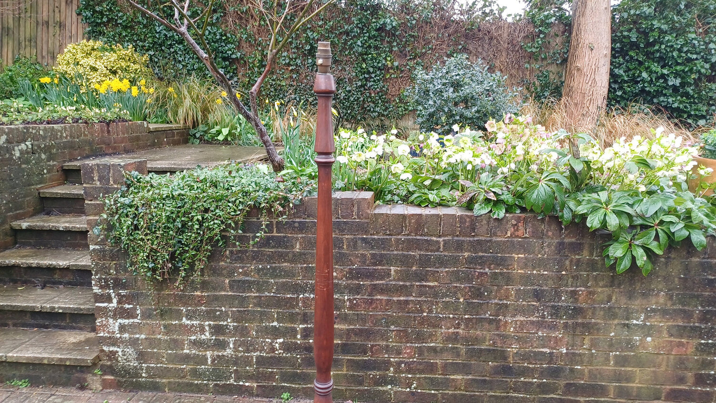 Vintage Early 20th Century Stained and Turned Standard Lamp.