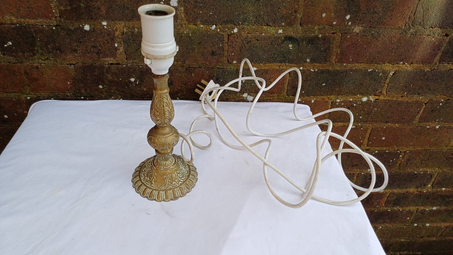 metal lamp with flex