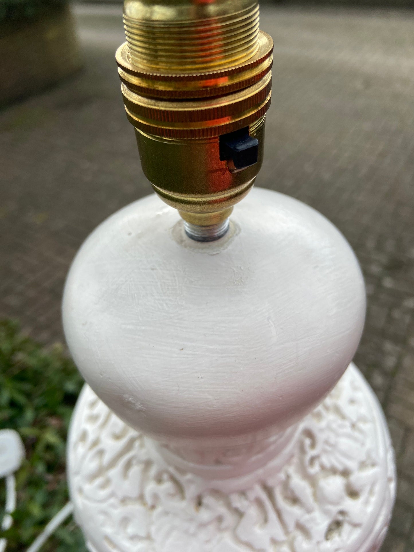 Large vintage Oriental Dragon style handcrafted and handpainted plastercast lamp - dragon detail, cream and beige