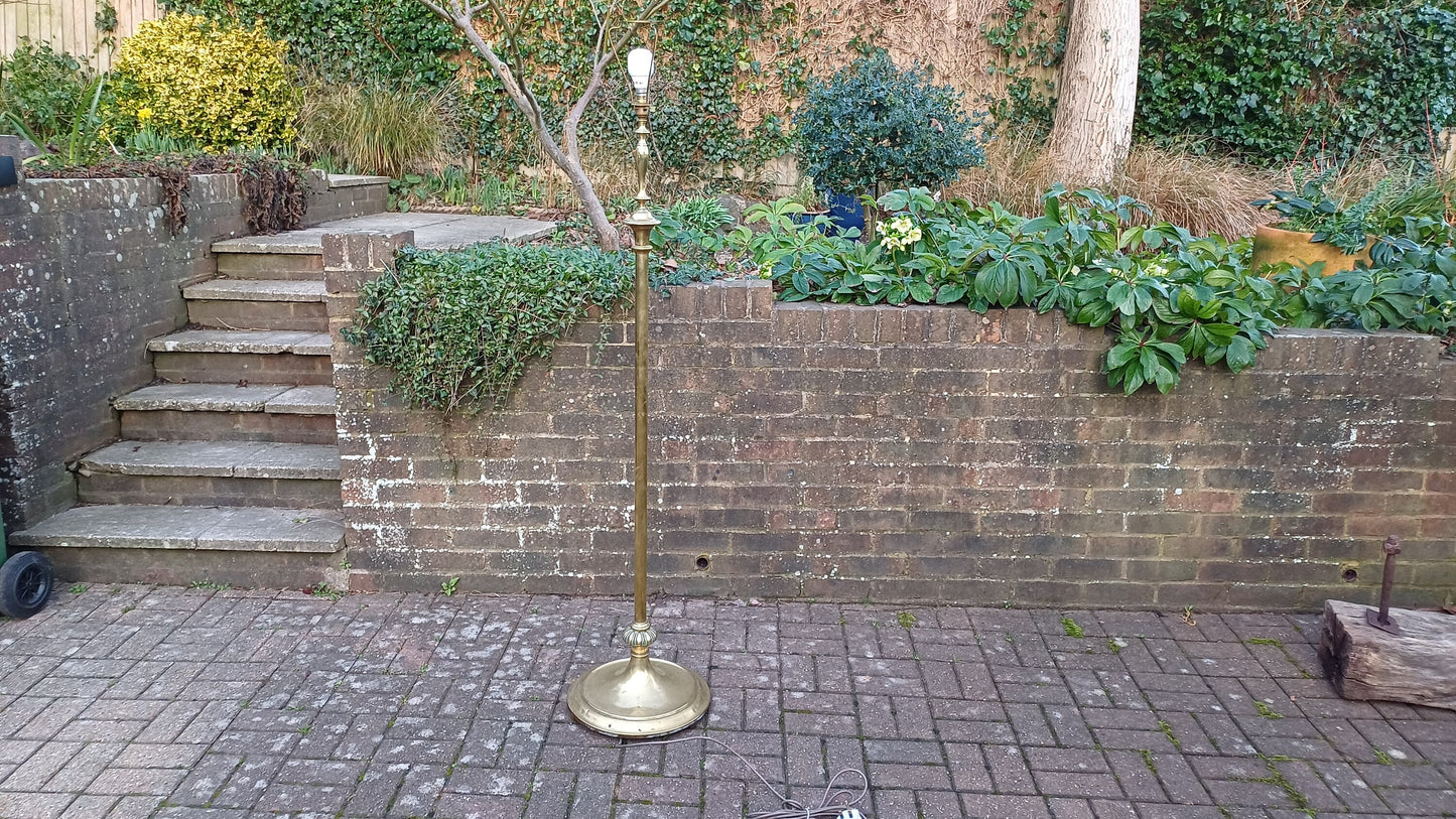Impressive Top Quality Brass Victorian Standard Lamp. Very Heavy.
