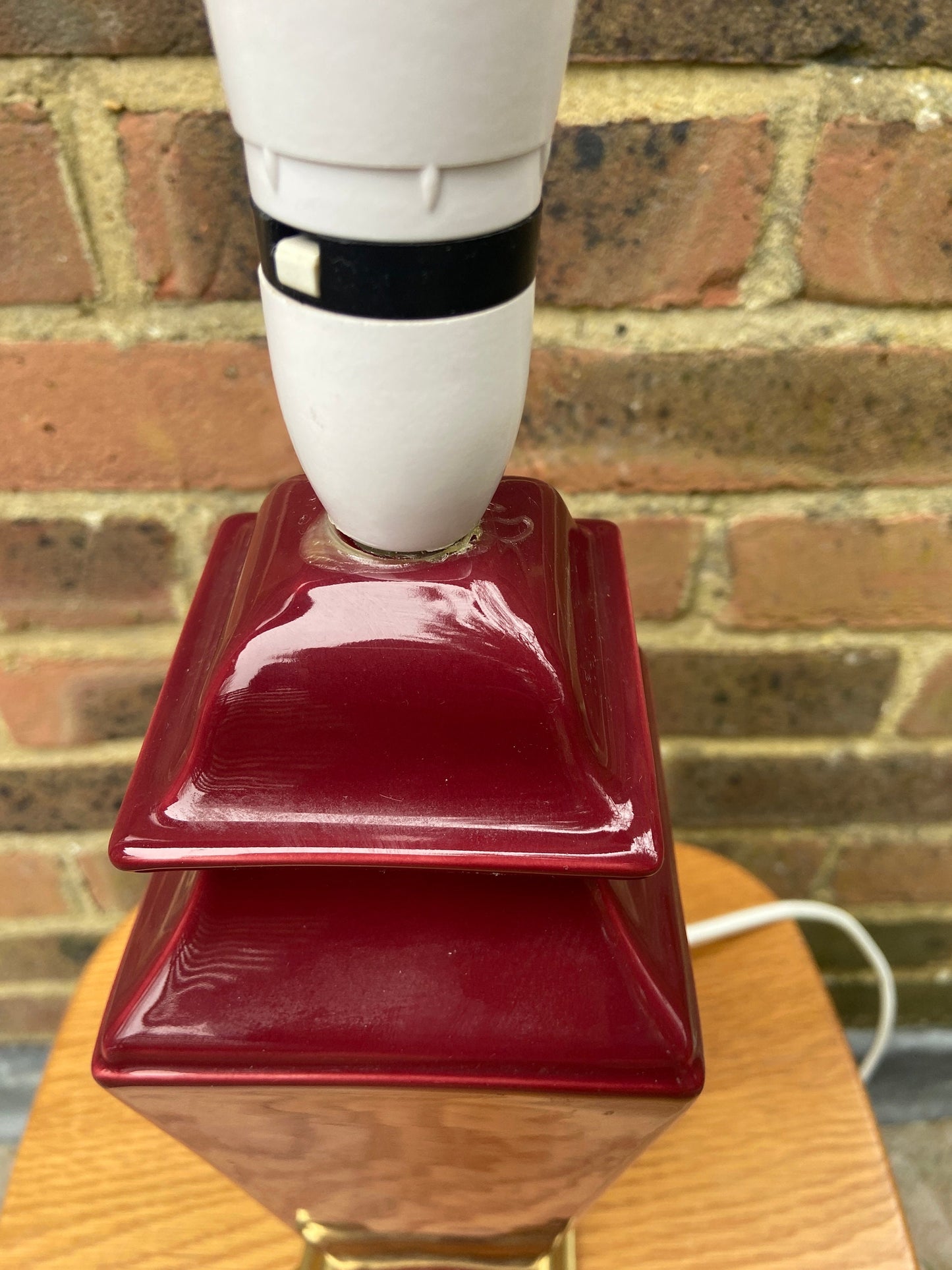 1980s maroon burgundy ceramic lamp with funky floral shade - Goodson Lighting - working