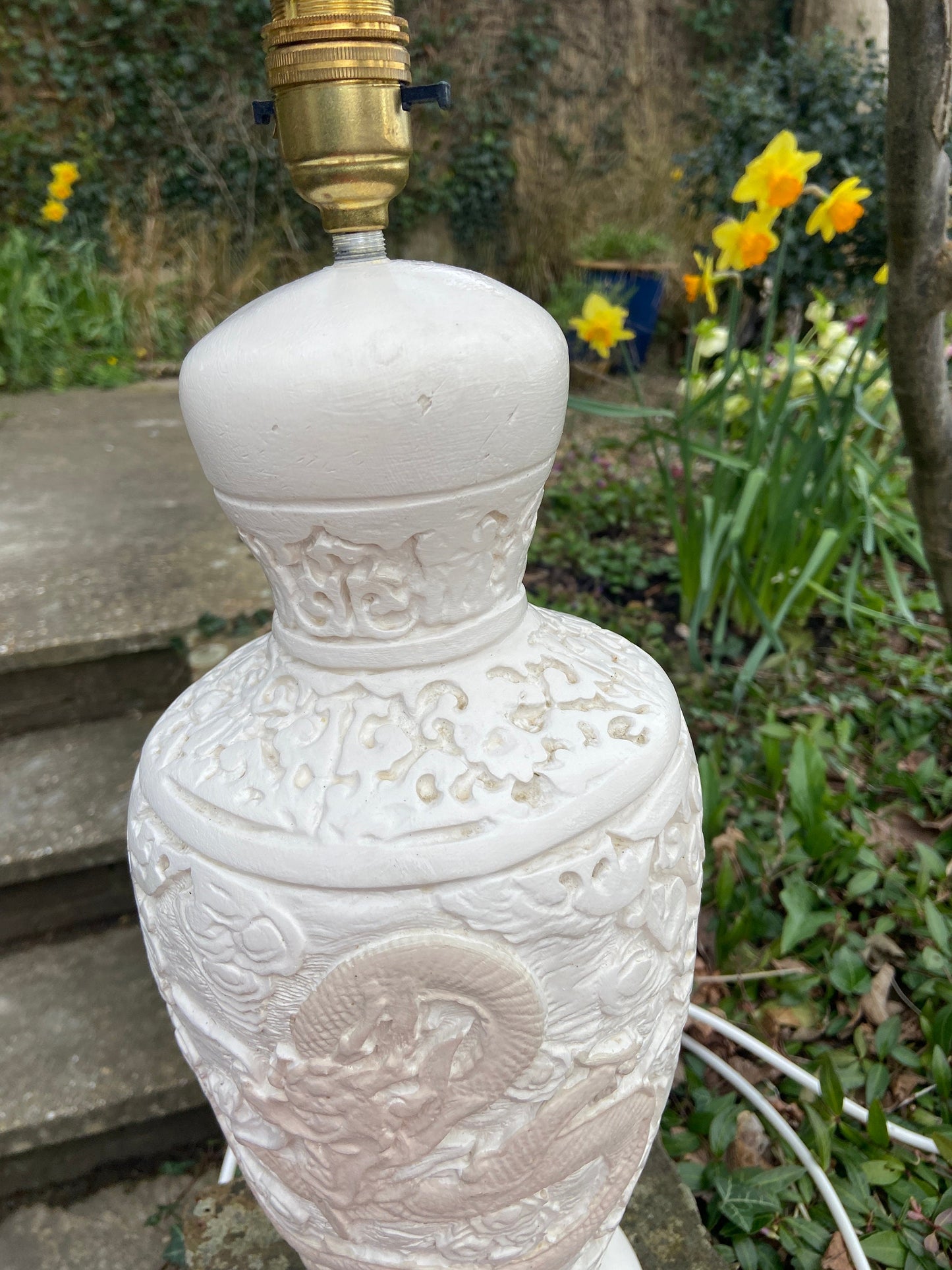 Large vintage Oriental Dragon style handcrafted and handpainted plastercast lamp - dragon detail, cream and beige