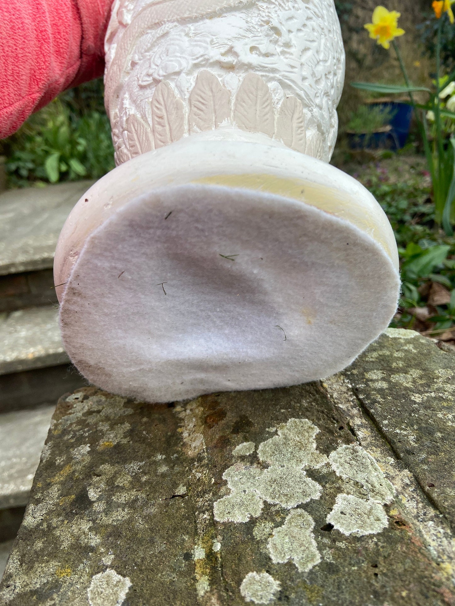 Large vintage Oriental Dragon style handcrafted and handpainted plastercast lamp - dragon detail, cream and beige