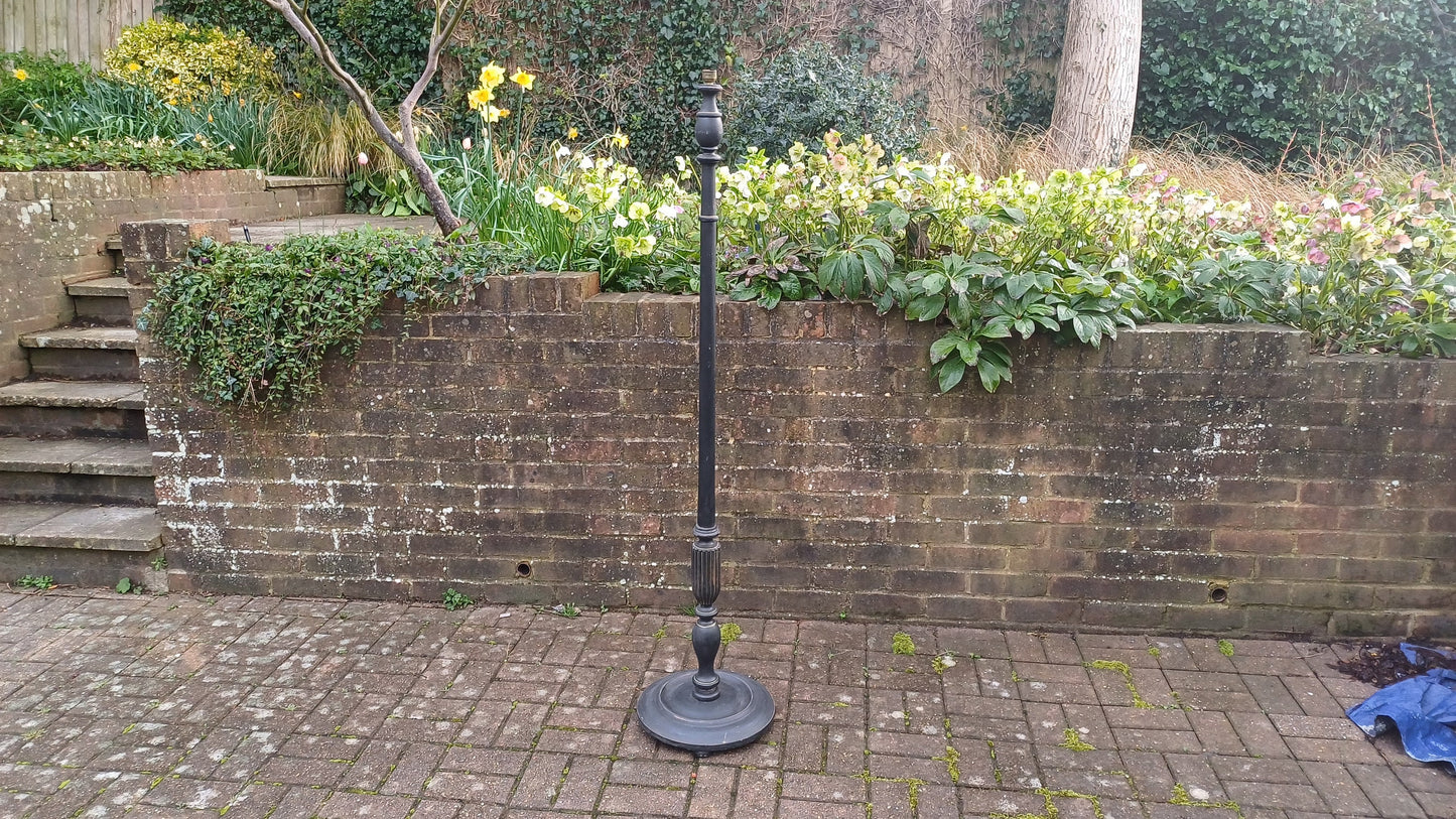 Vintage Black Hand Painted Wooden Stylish Standard Lamp 5 ft