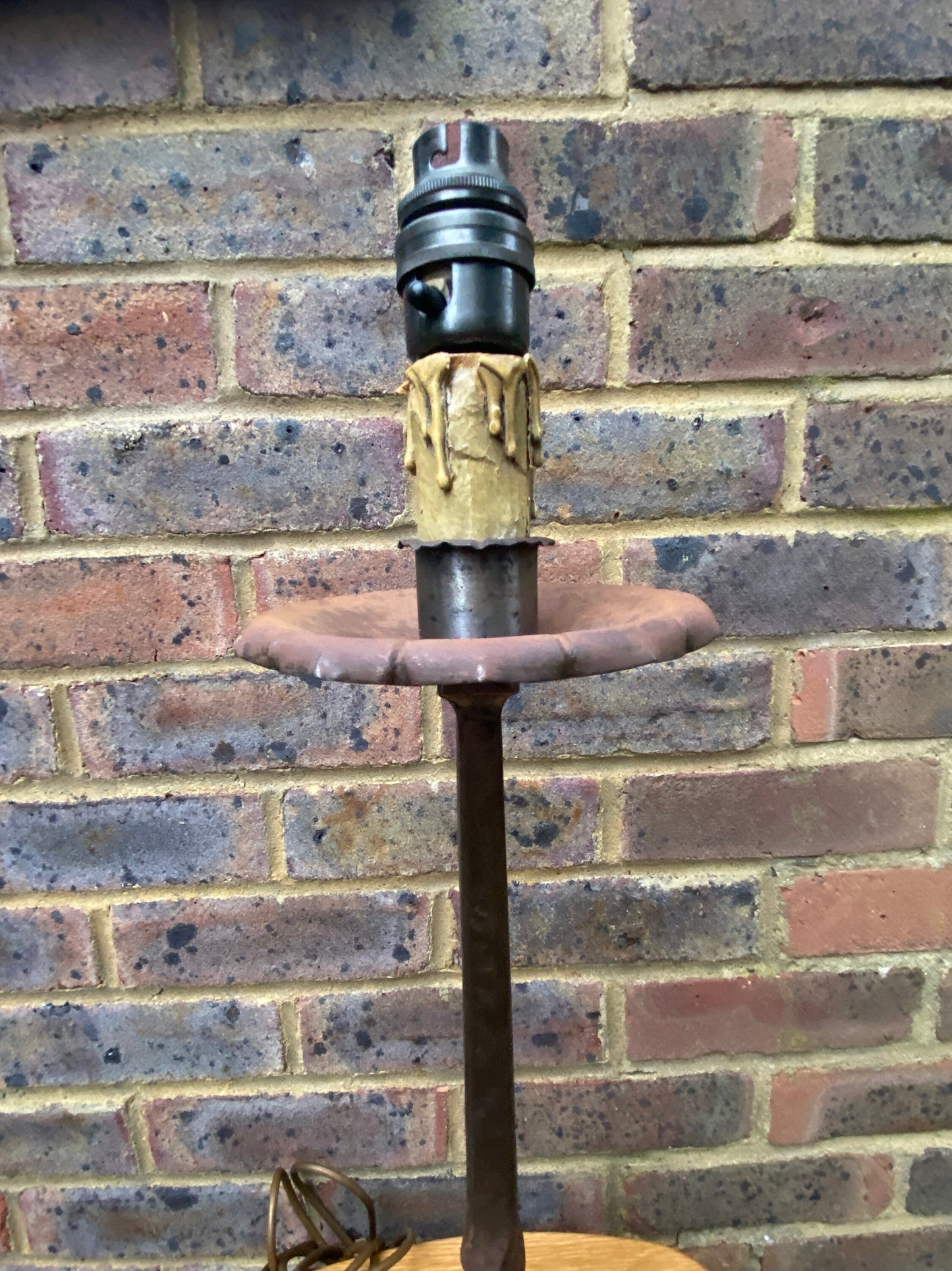 Intriguing Art Nouveau solid Wrought Iron Vintage Lamp - tall 56cm, working order