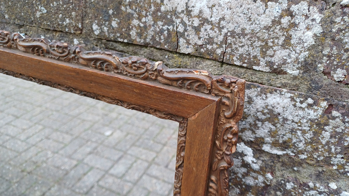 Wonderful Vintage Mixed Wood and Gesso Moulded Decorative Wall Mirror