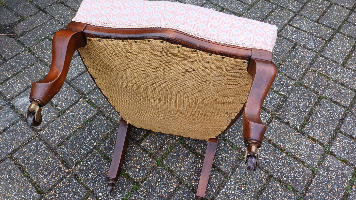 Beautiful Vintage Mahogany Victorian Upholstered Occasional Chair. Nursing Chair Pink Fabric.