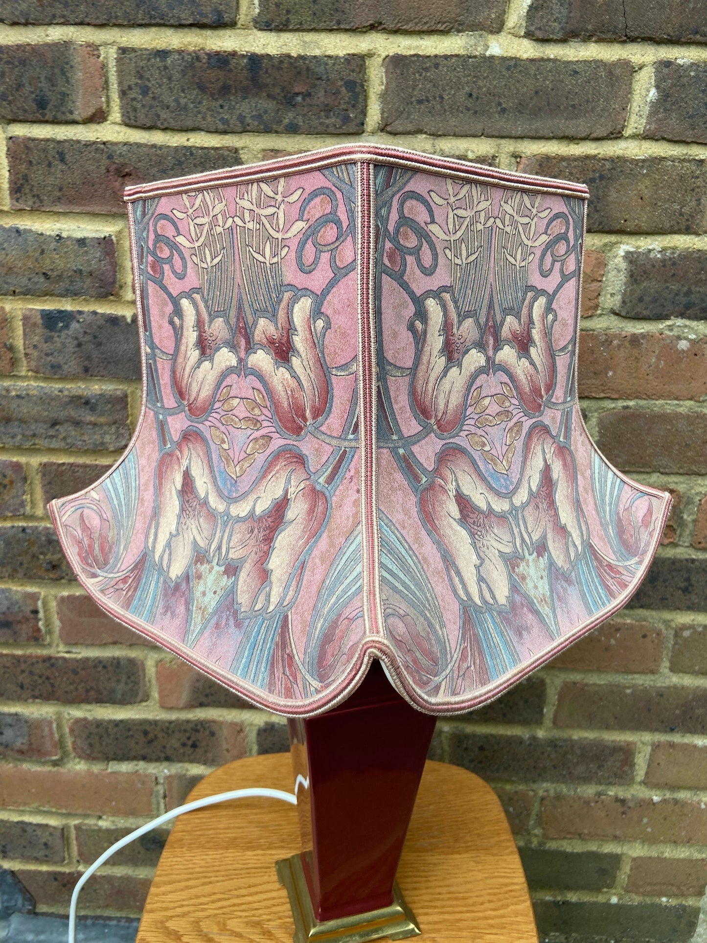 1980s maroon burgundy ceramic lamp with funky floral shade - Goodson Lighting - working