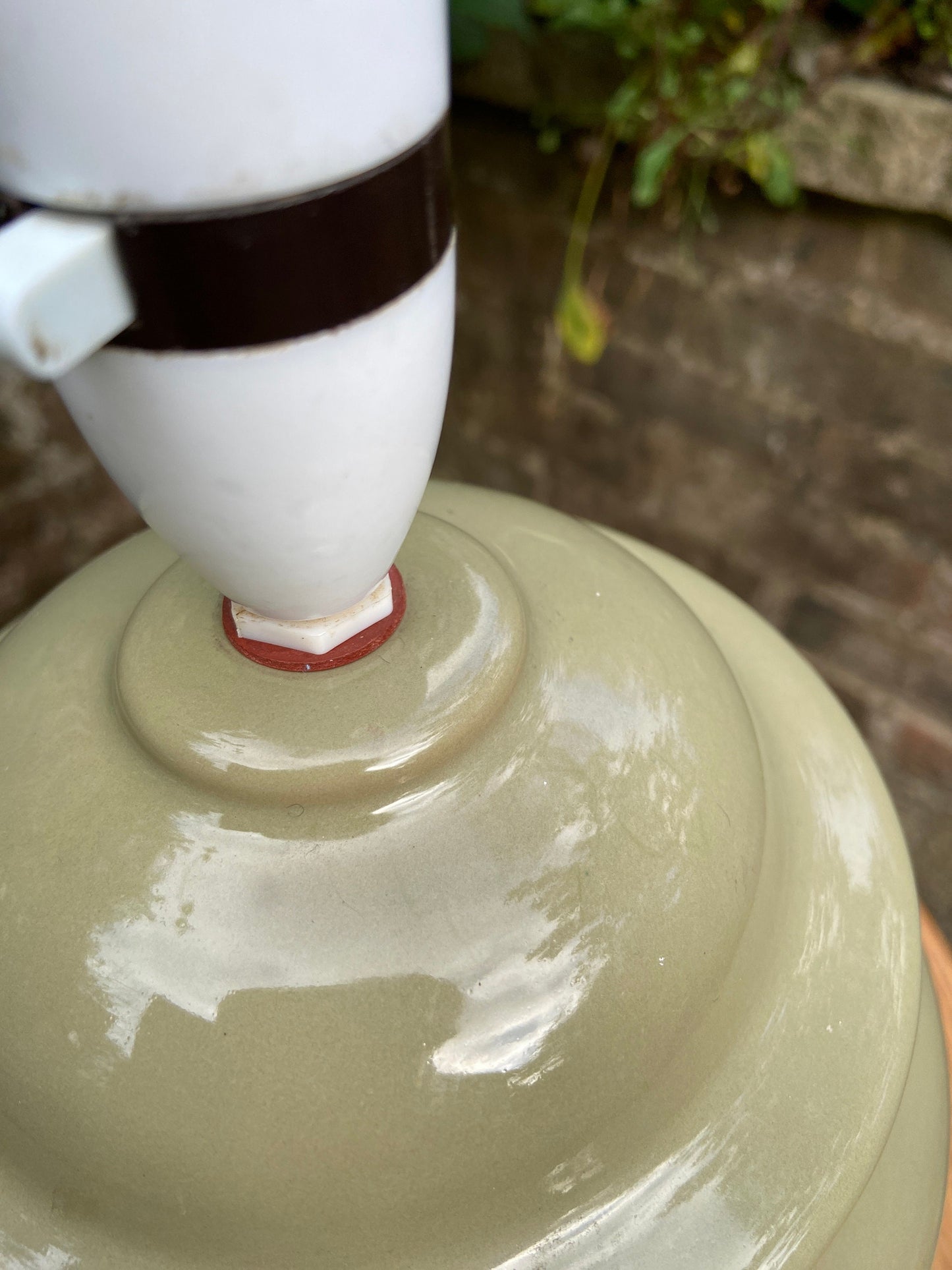 Green retro vintage ceramic glazed, ginger jar shape, round 80s lamp, working lamp