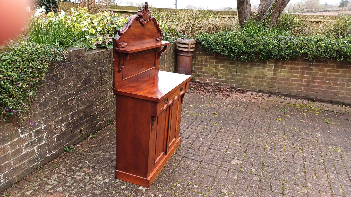Beautiful Vintage Mahogany Victorian Sideboard Cupboard Dresser Chiffoniere