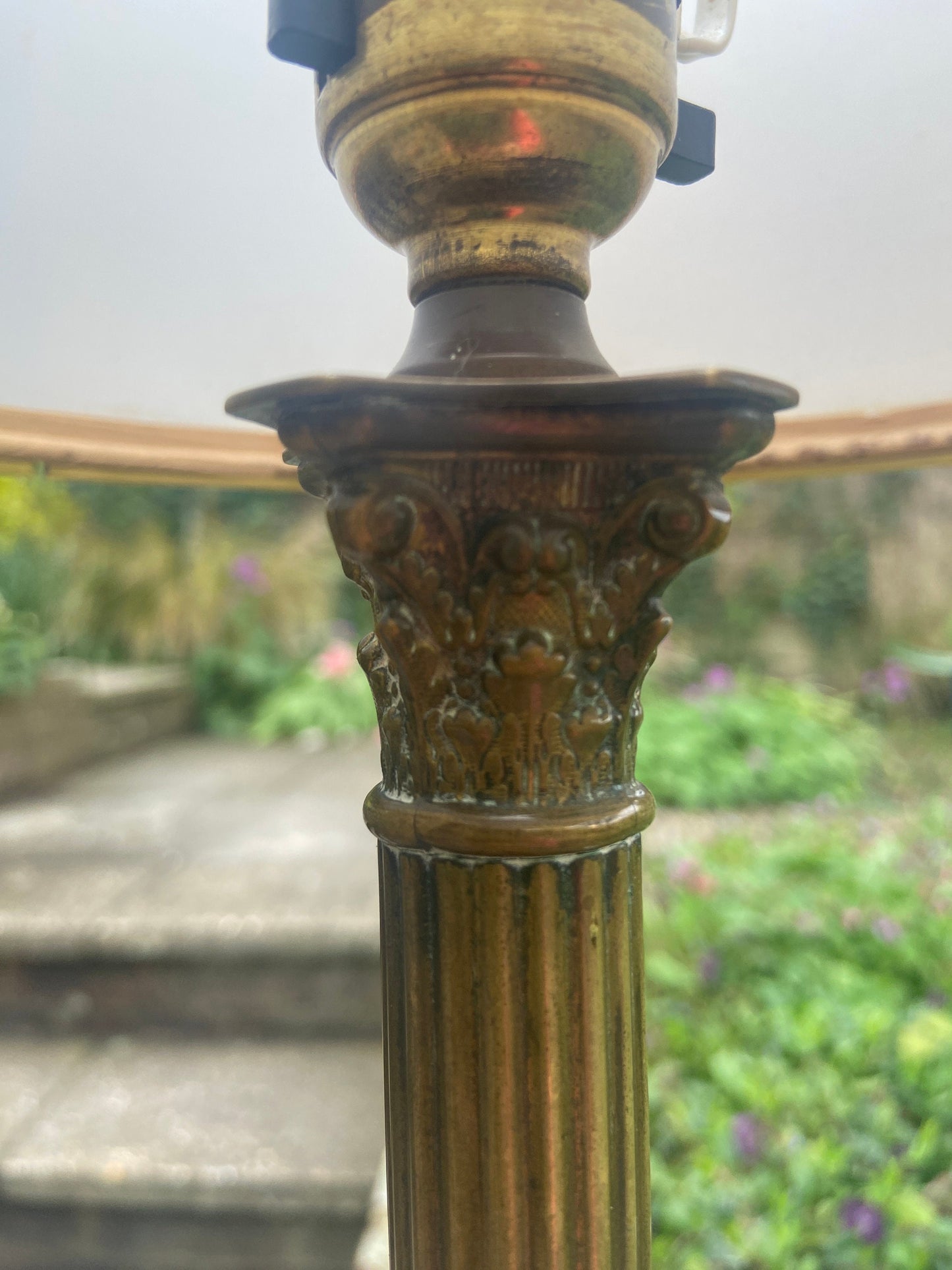 Gorgeous retro bronze vintage lamp, classical column style with retro gold and yellow shade - working retro table lamp