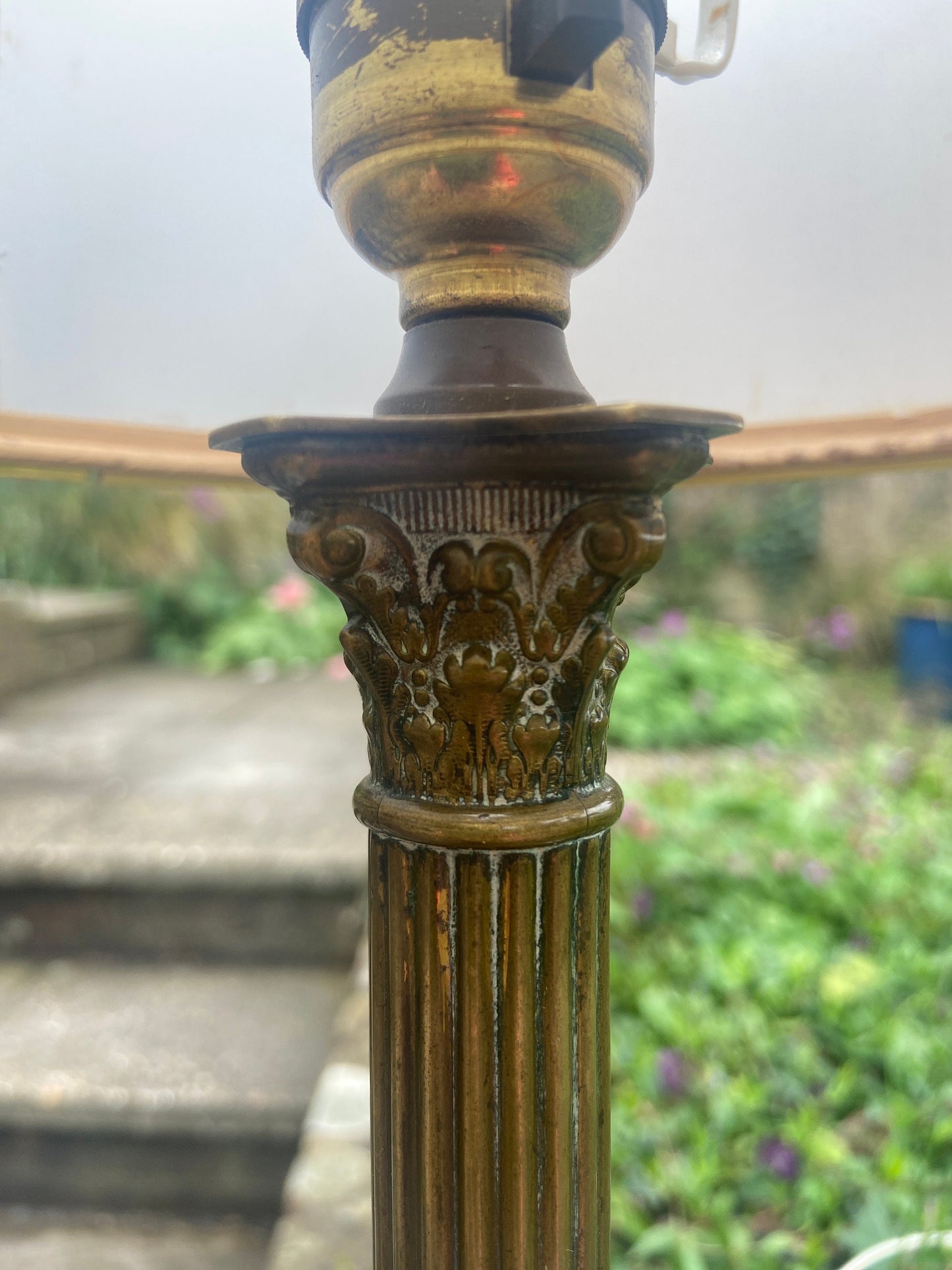Gorgeous retro bronze vintage lamp, classical column style with retro gold and yellow shade - working retro table lamp