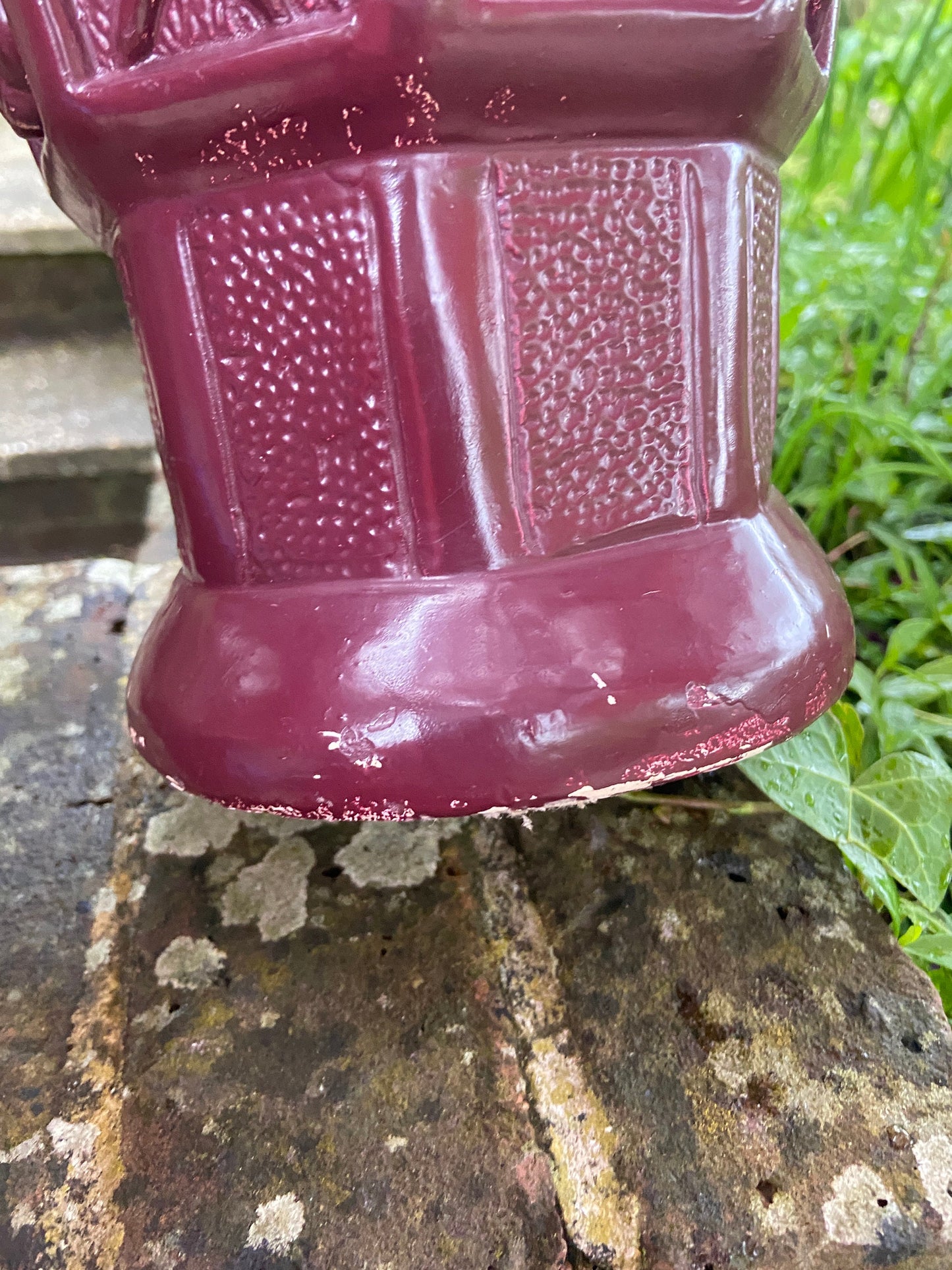 Quirky 1960s 70s large ceramic lamp - wine red, maroon, bottle shape, knicks and maidens motif, working lamp, retro lamp, upcycle