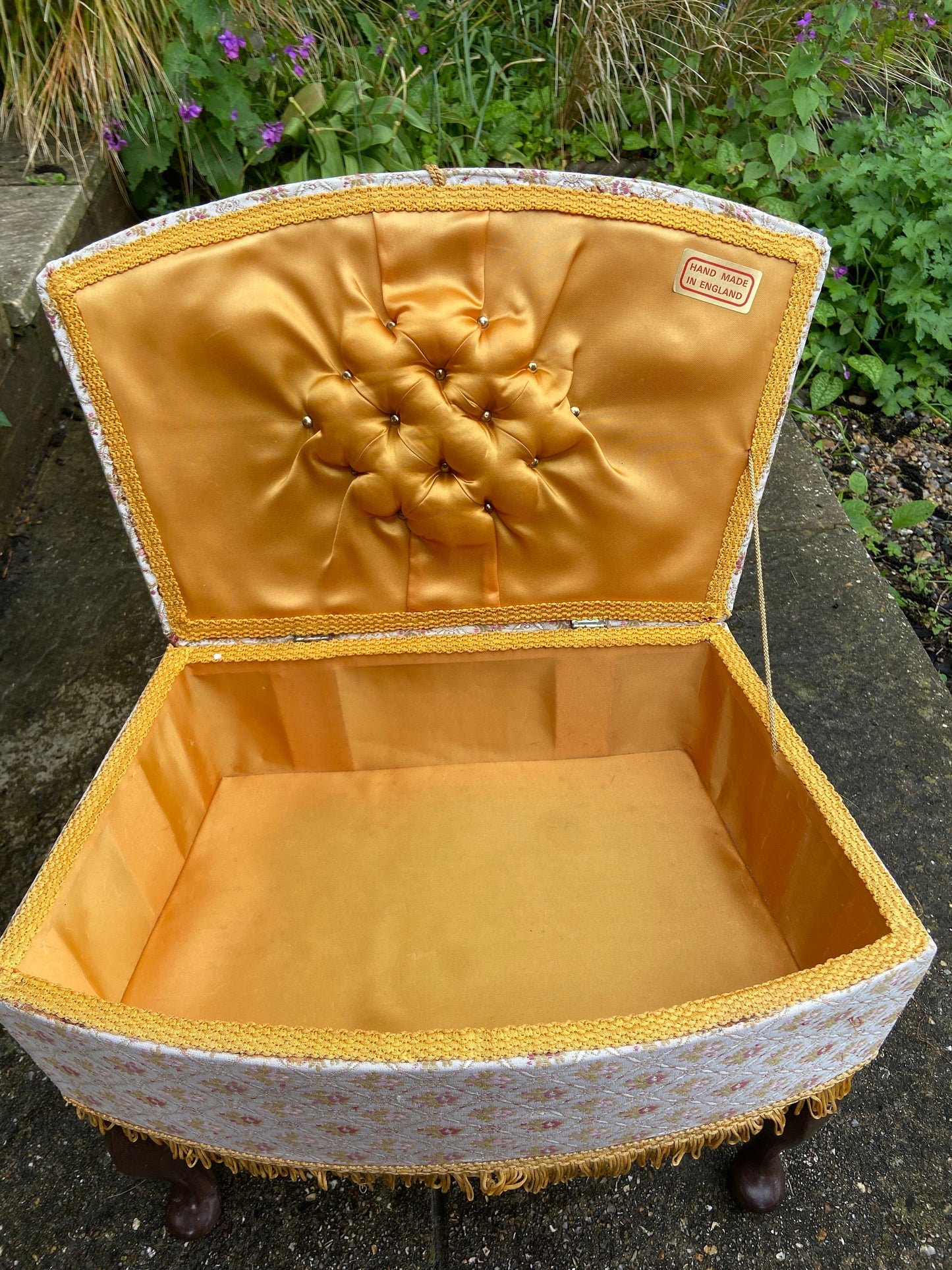 Vintage sewing basket - superb 1970s material jacquard satin basket on faux wooden legs, storage basket, storage box, sewing box
